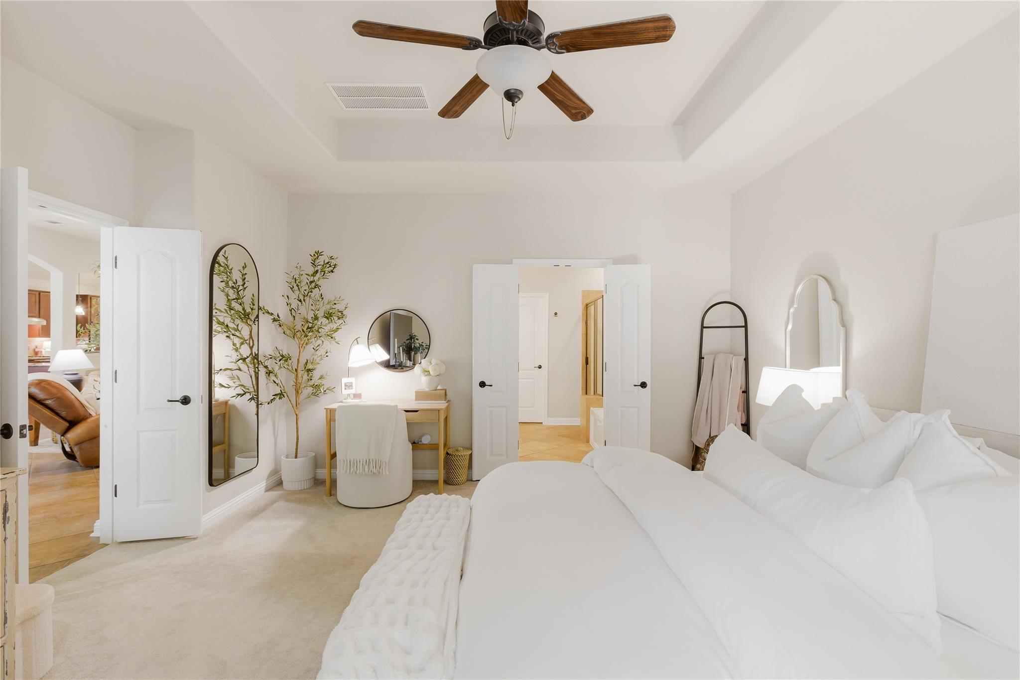 214 Bellagio DR