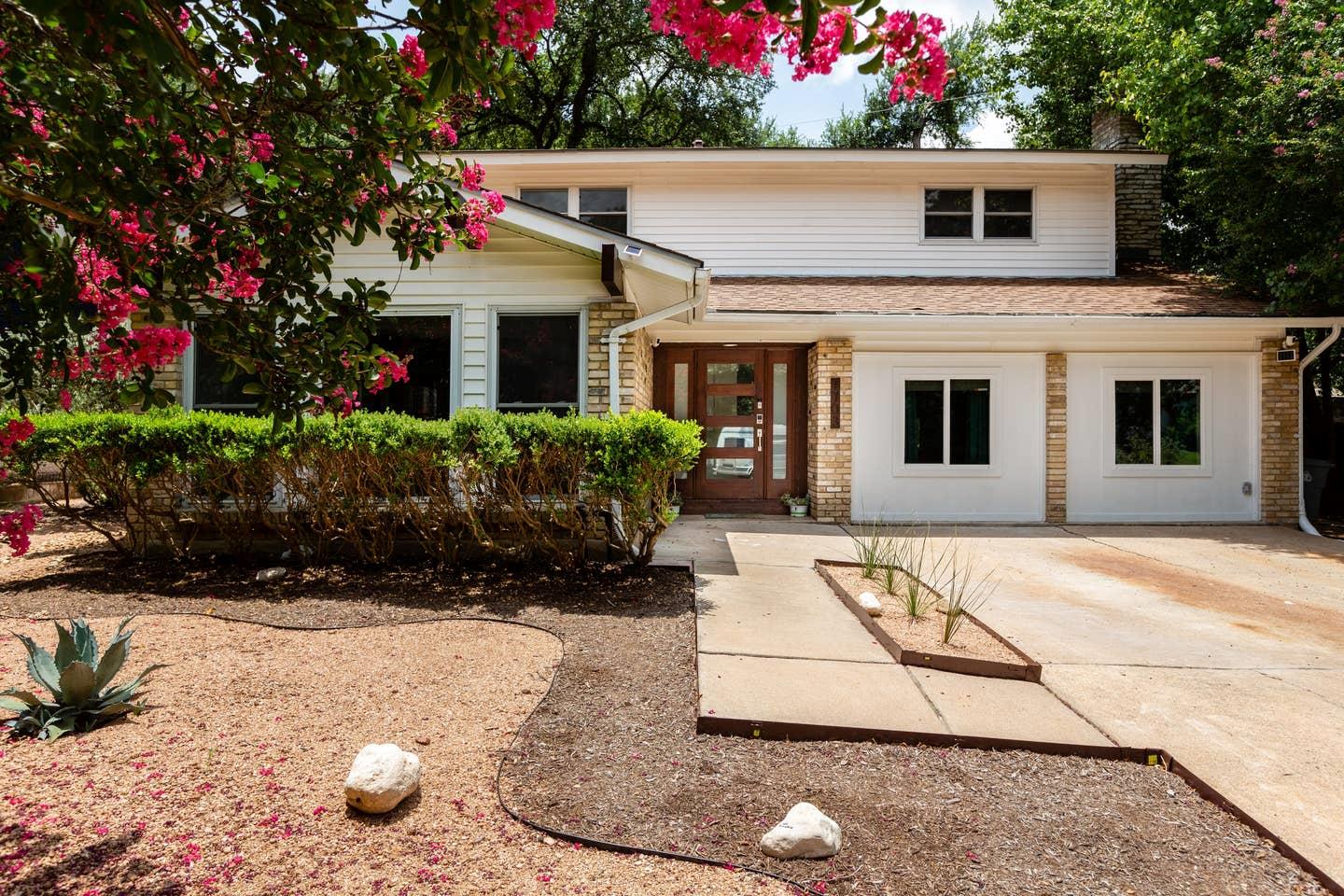 1703 Deerfield DR
