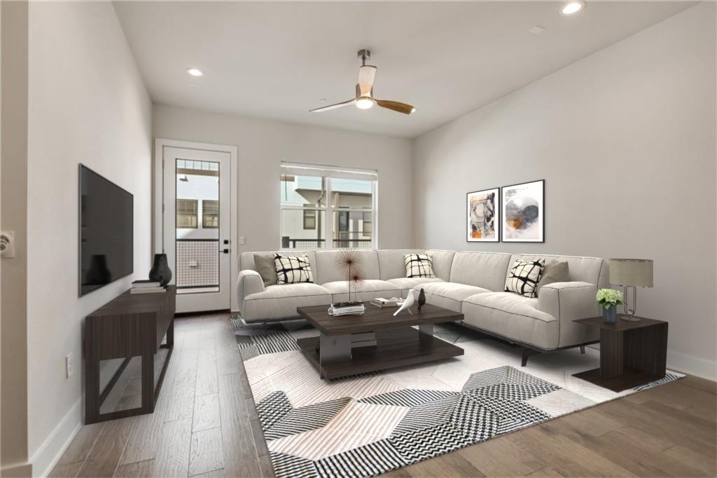 3905 Vantage DR