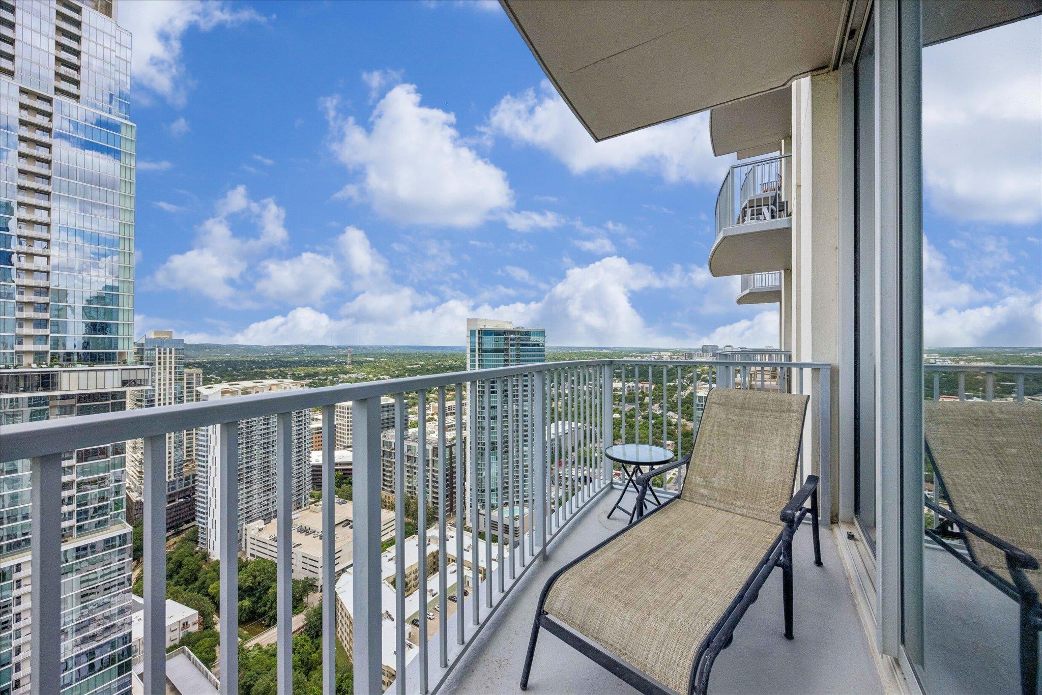 360 Nueces ST # 3702