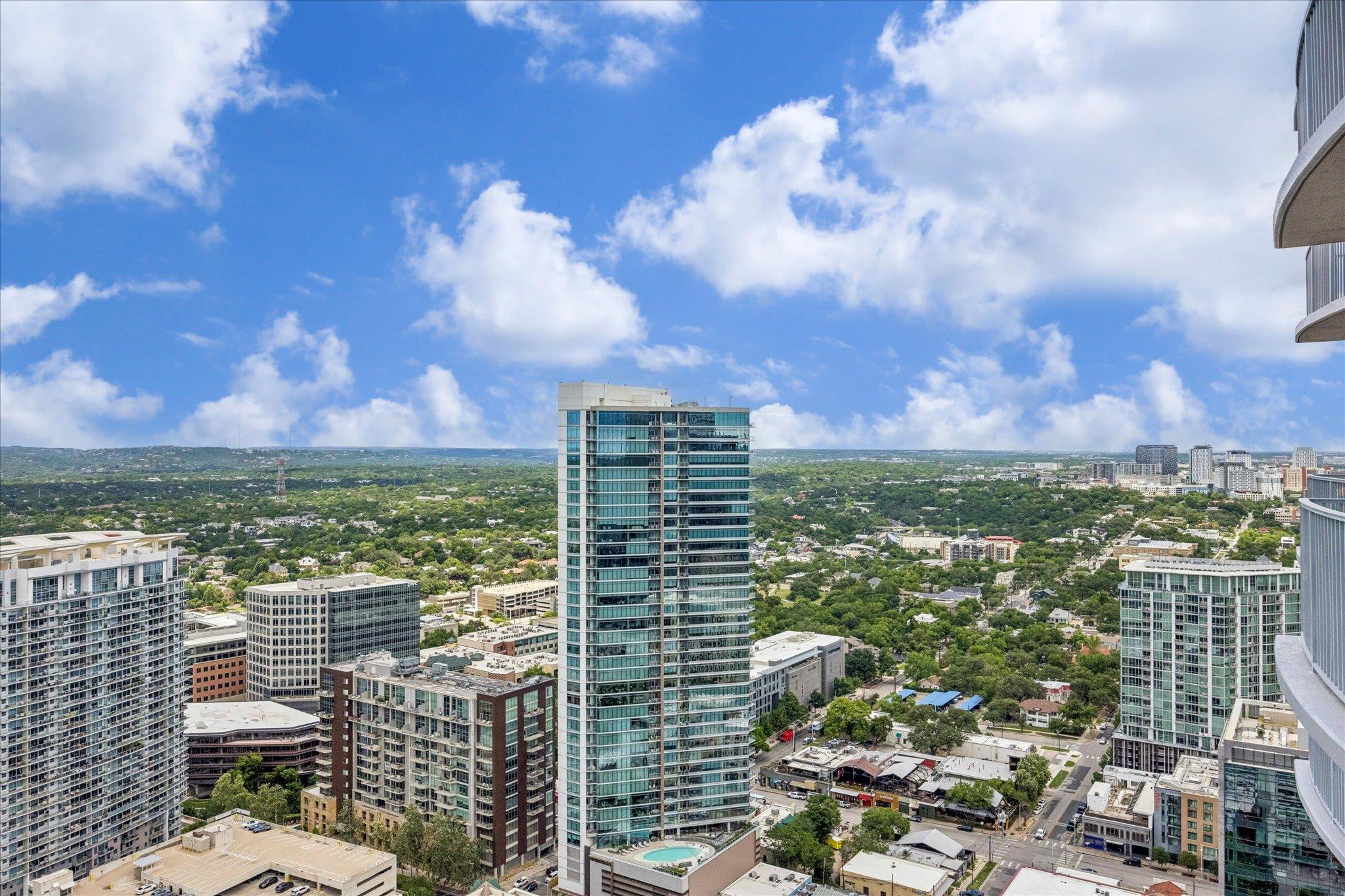360 Nueces ST # 3702