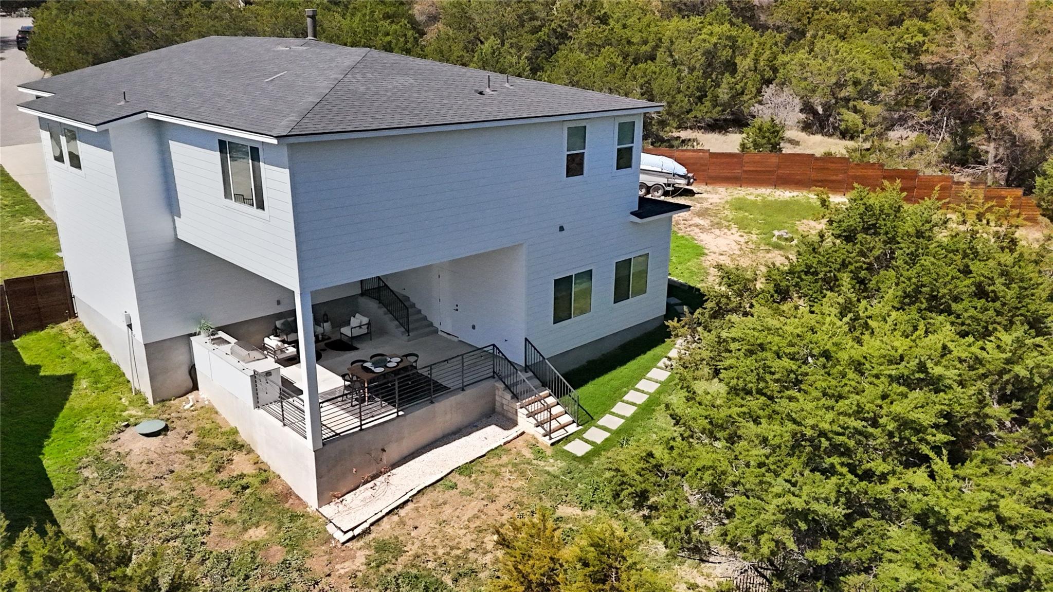 20800 Jones CV