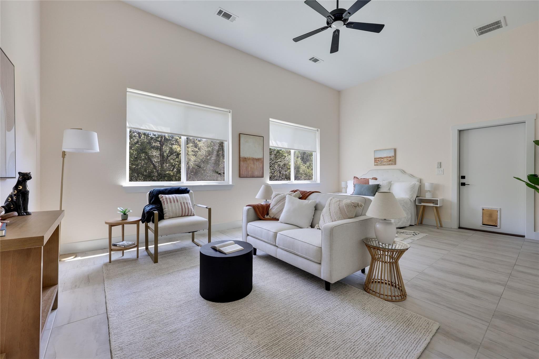 20800 Jones CV