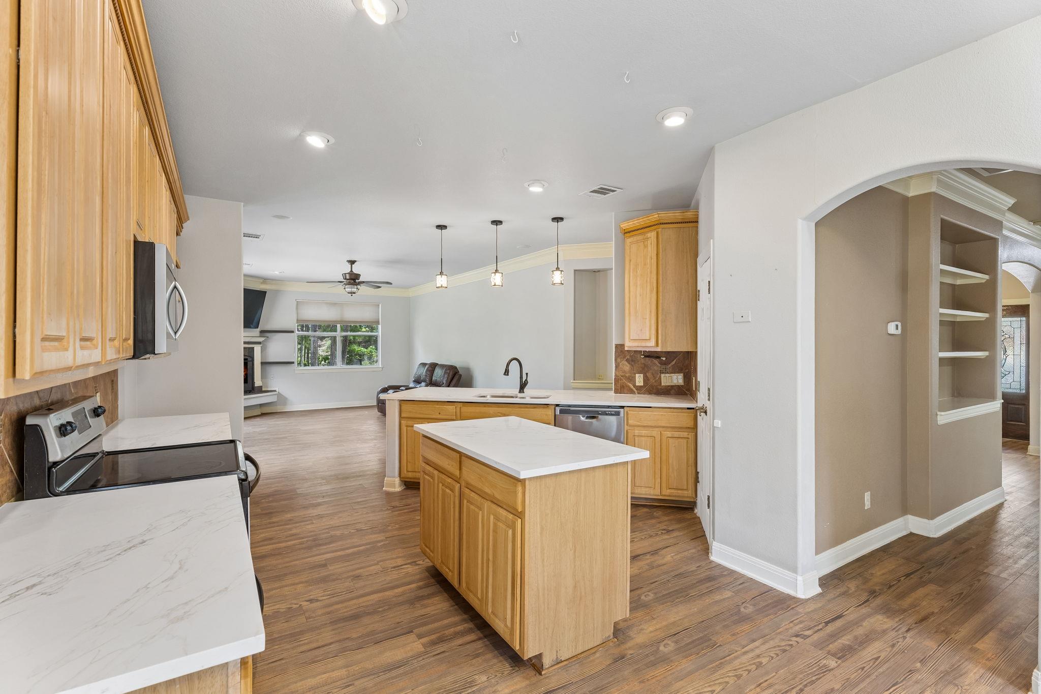 138 Papawai DR
