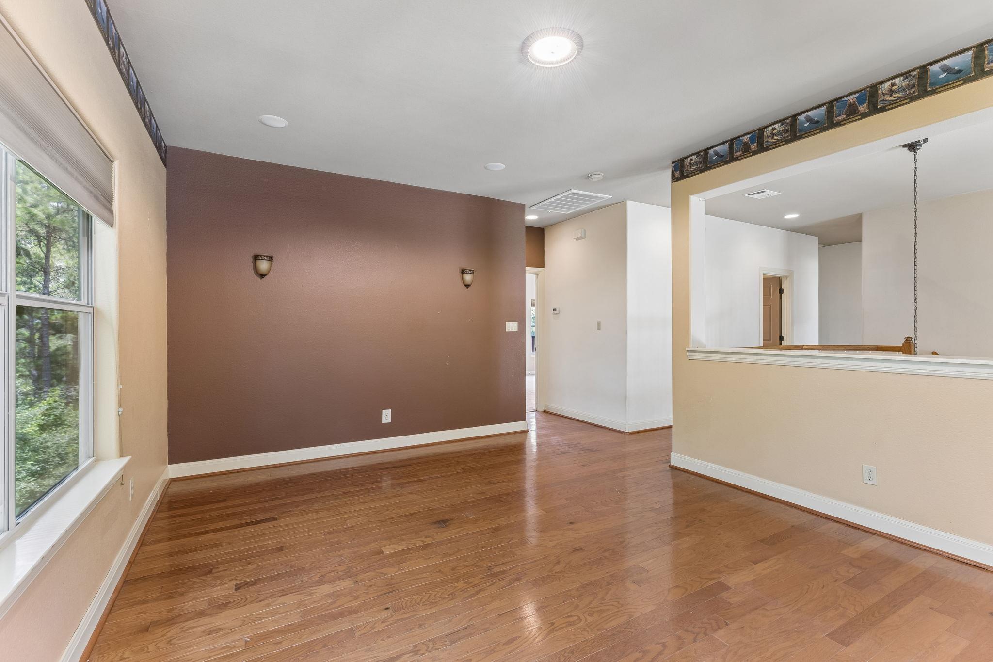 138 Papawai DR