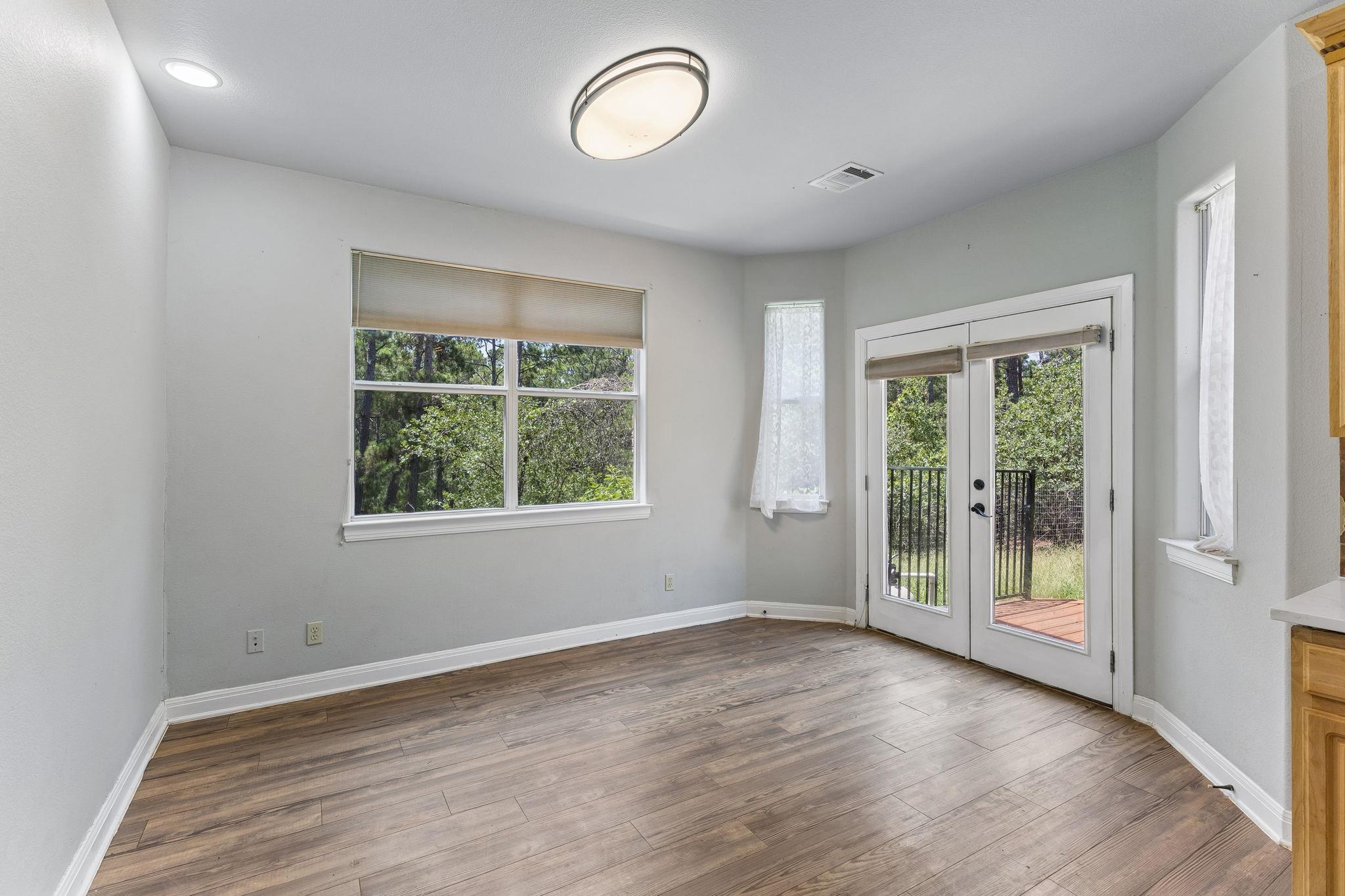138 Papawai DR