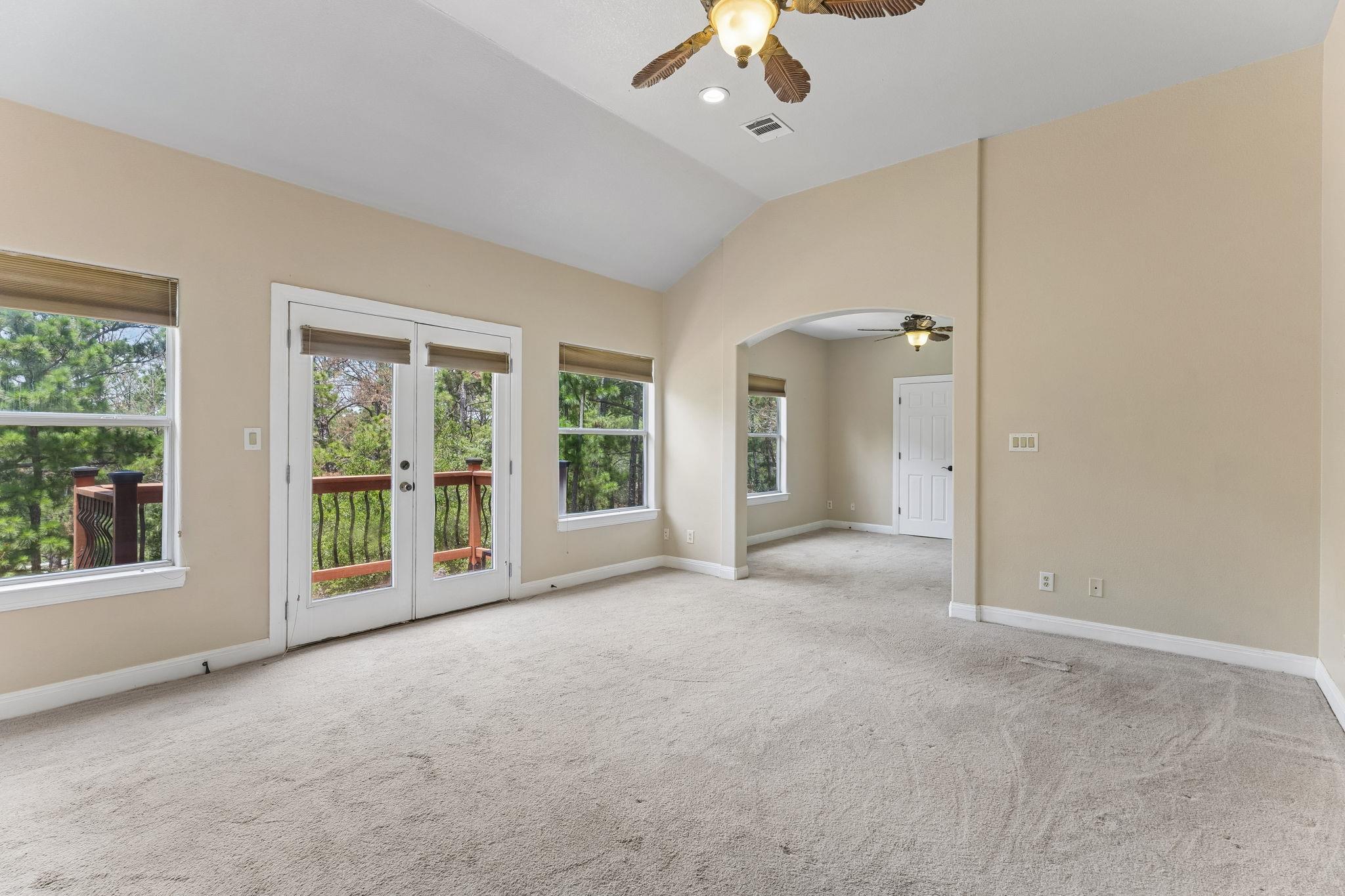 138 Papawai DR