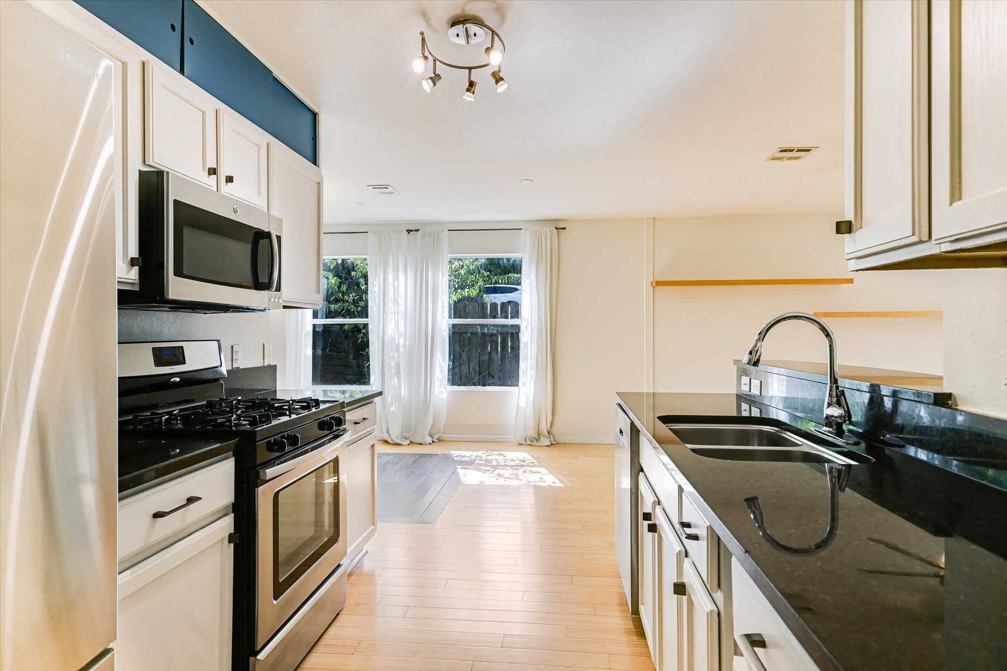 1193 Curve ST, Austin