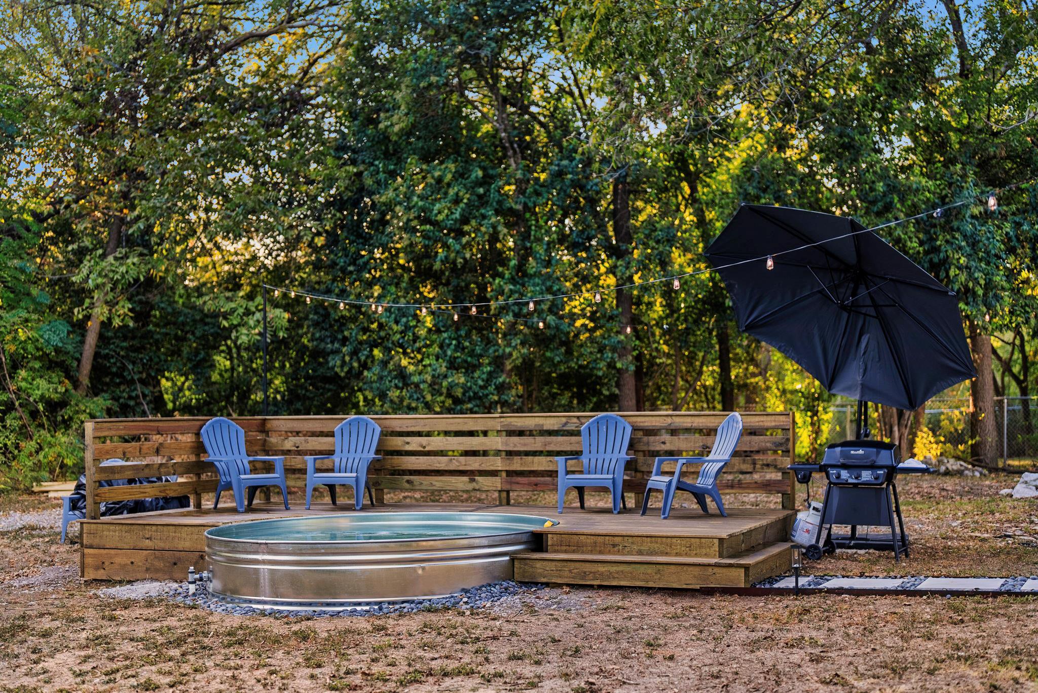 8814 Laverty PL