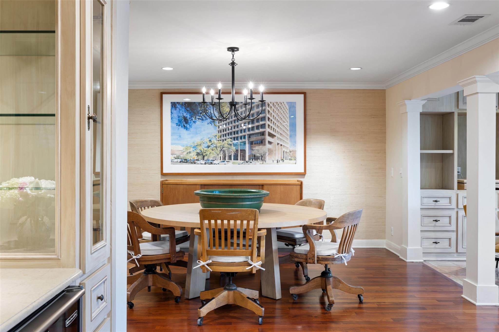 3608 Edgemont DR