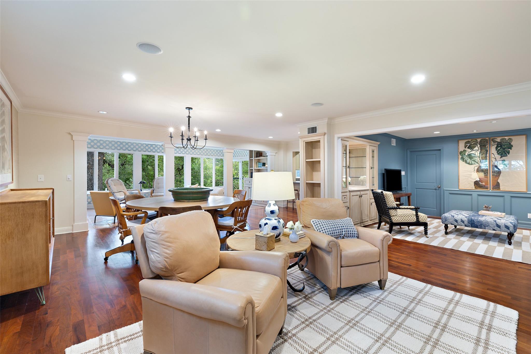3608 Edgemont DR