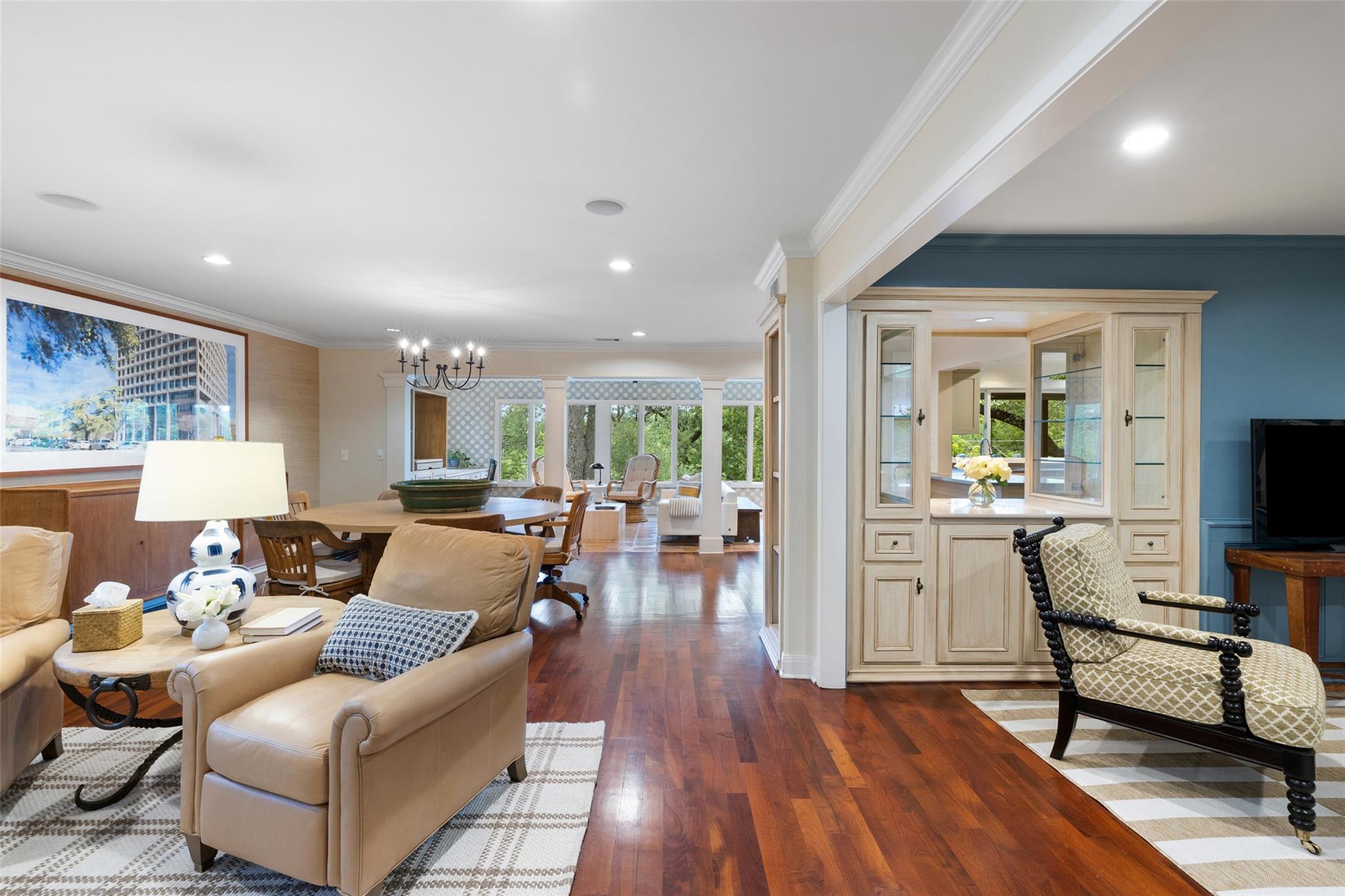 3608 Edgemont DR