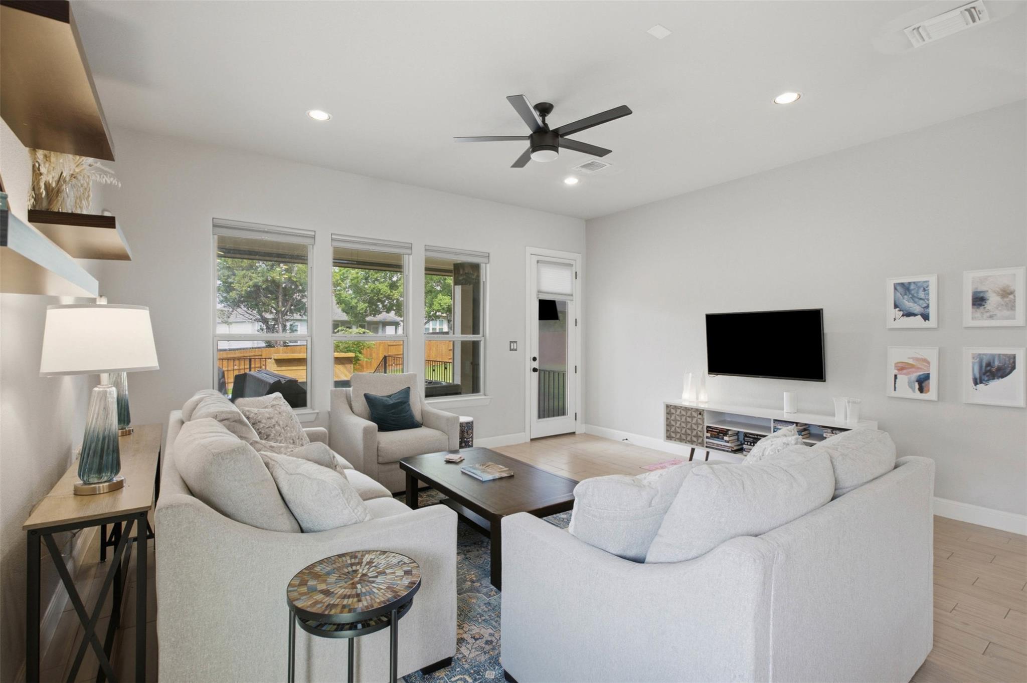 1113 Modoc WAY