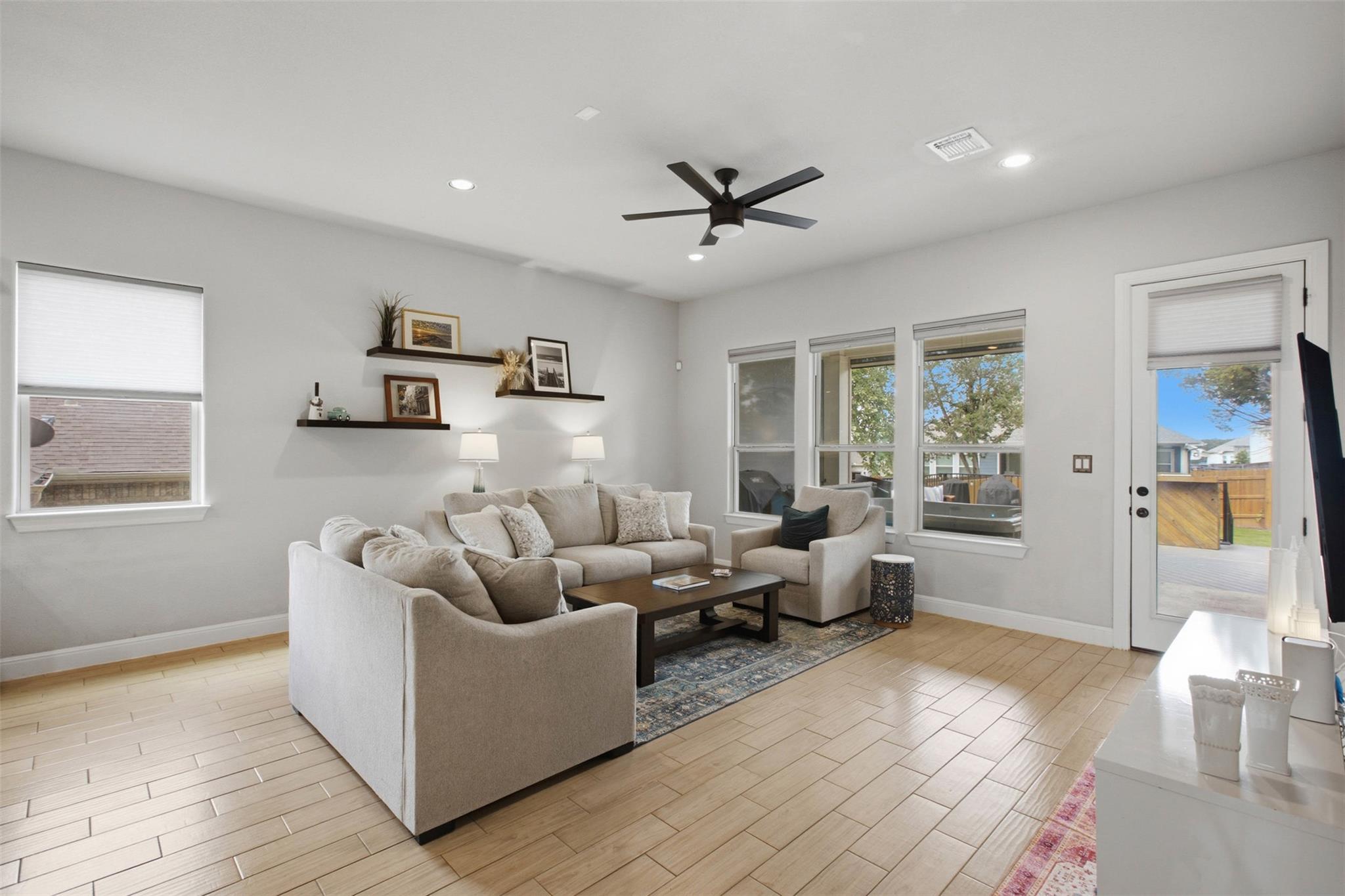 1113 Modoc WAY