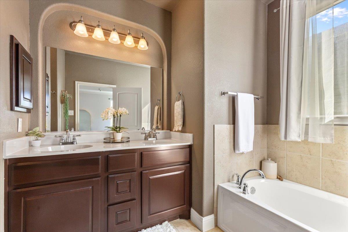 2608 Lightfoot TRL