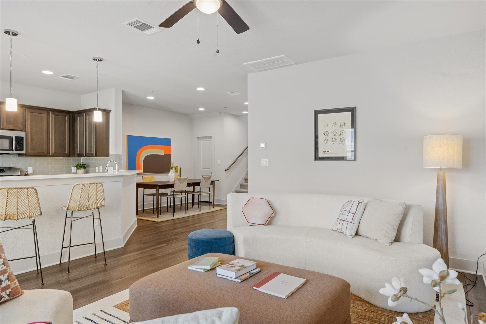 2056 Local Rebel LOOP