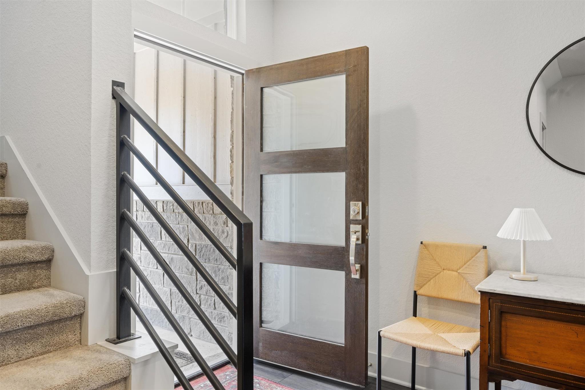 2056 Local Rebel LOOP