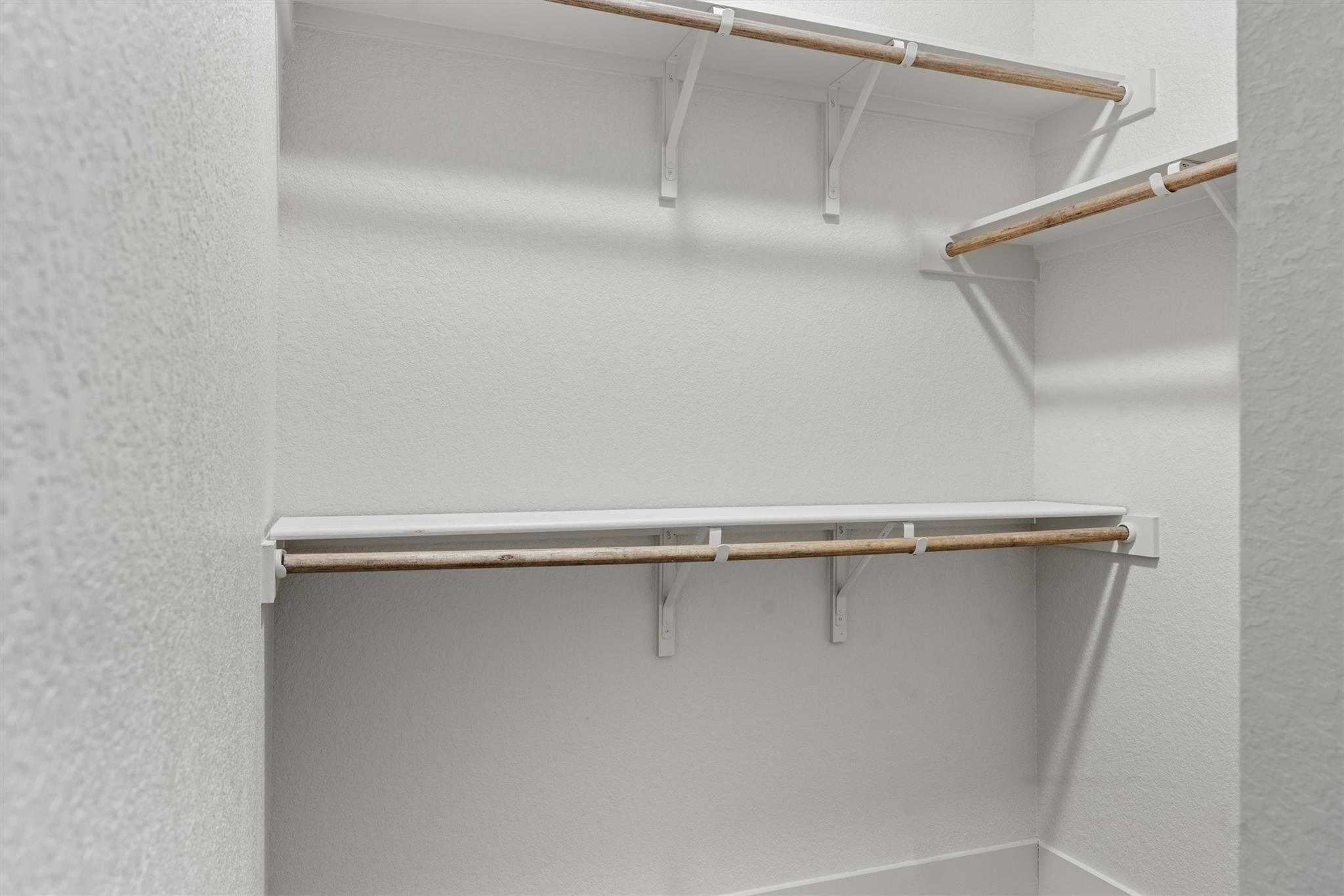 2056 Local Rebel LOOP