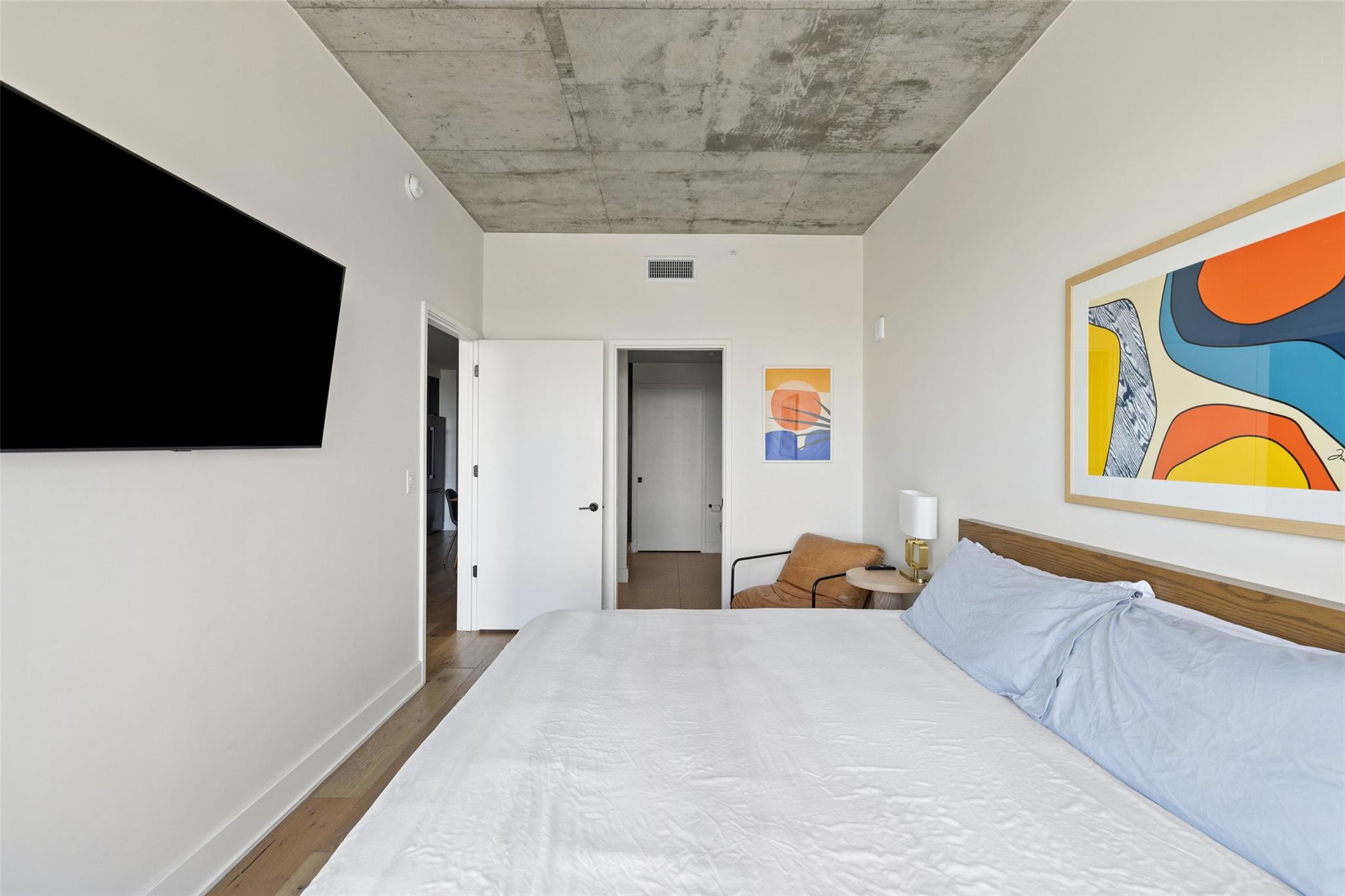 48 East Ave # 2405