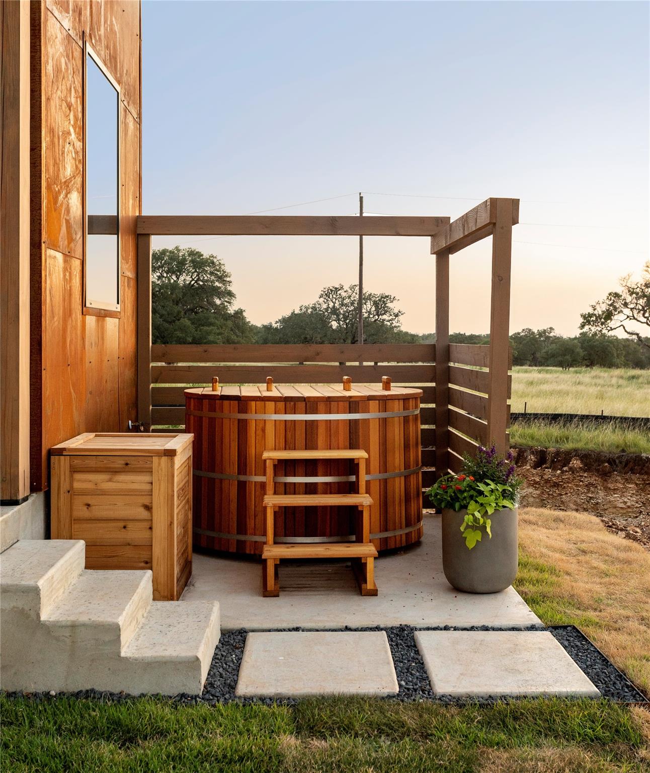 9361 W Us Highway 290 # 107