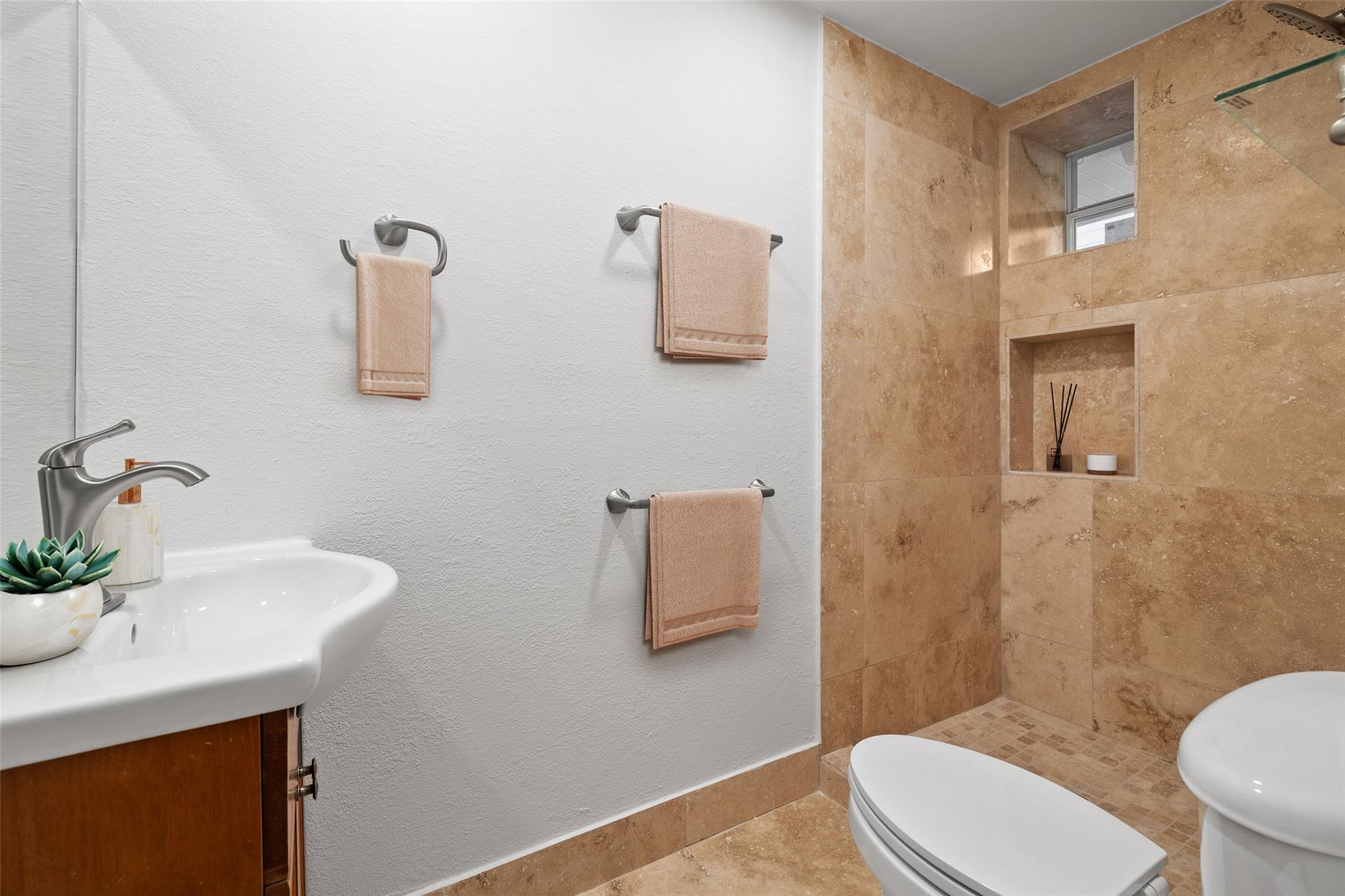 2410 Sharon LN # A, Austin Unit: A