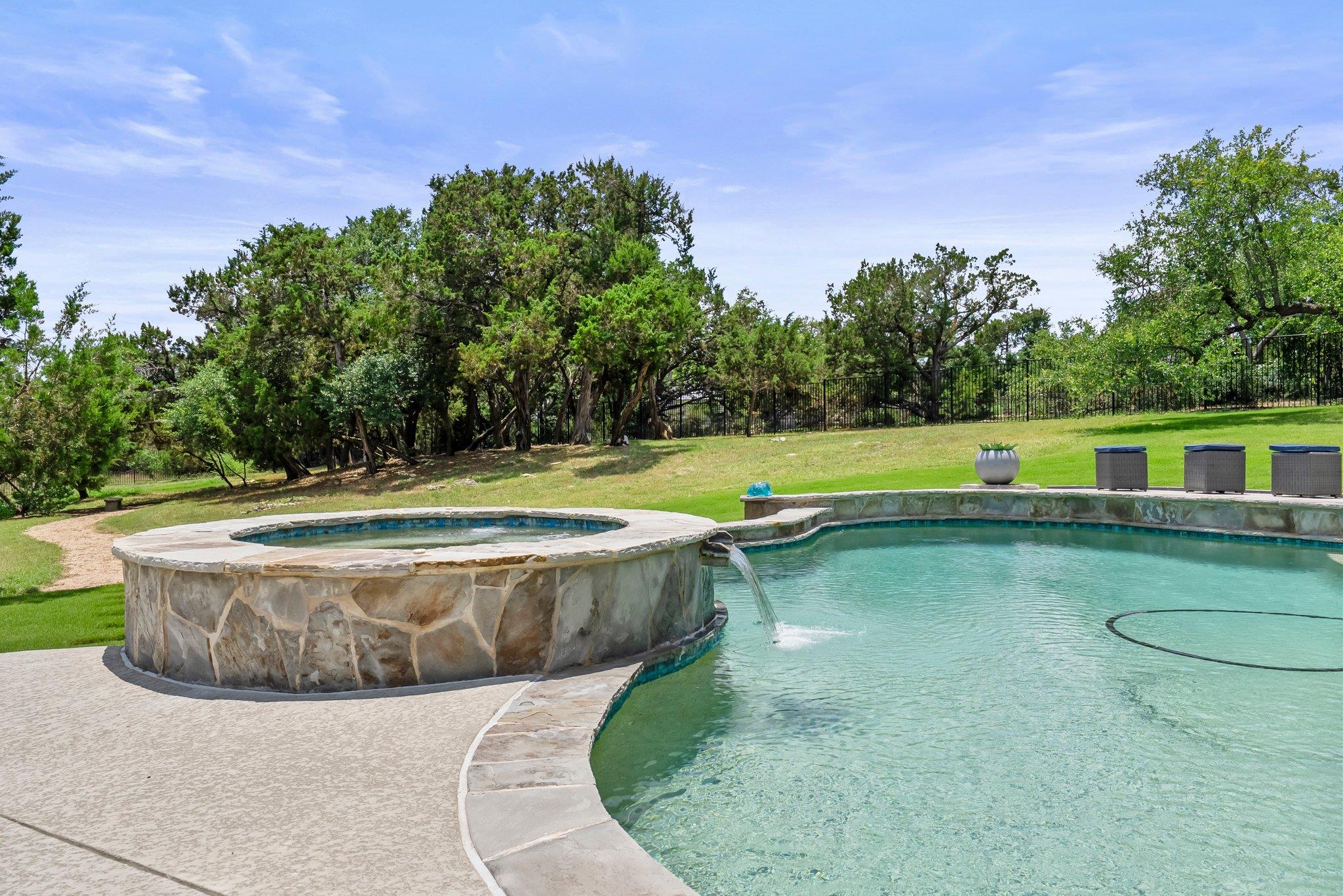 203 Blackstone CV