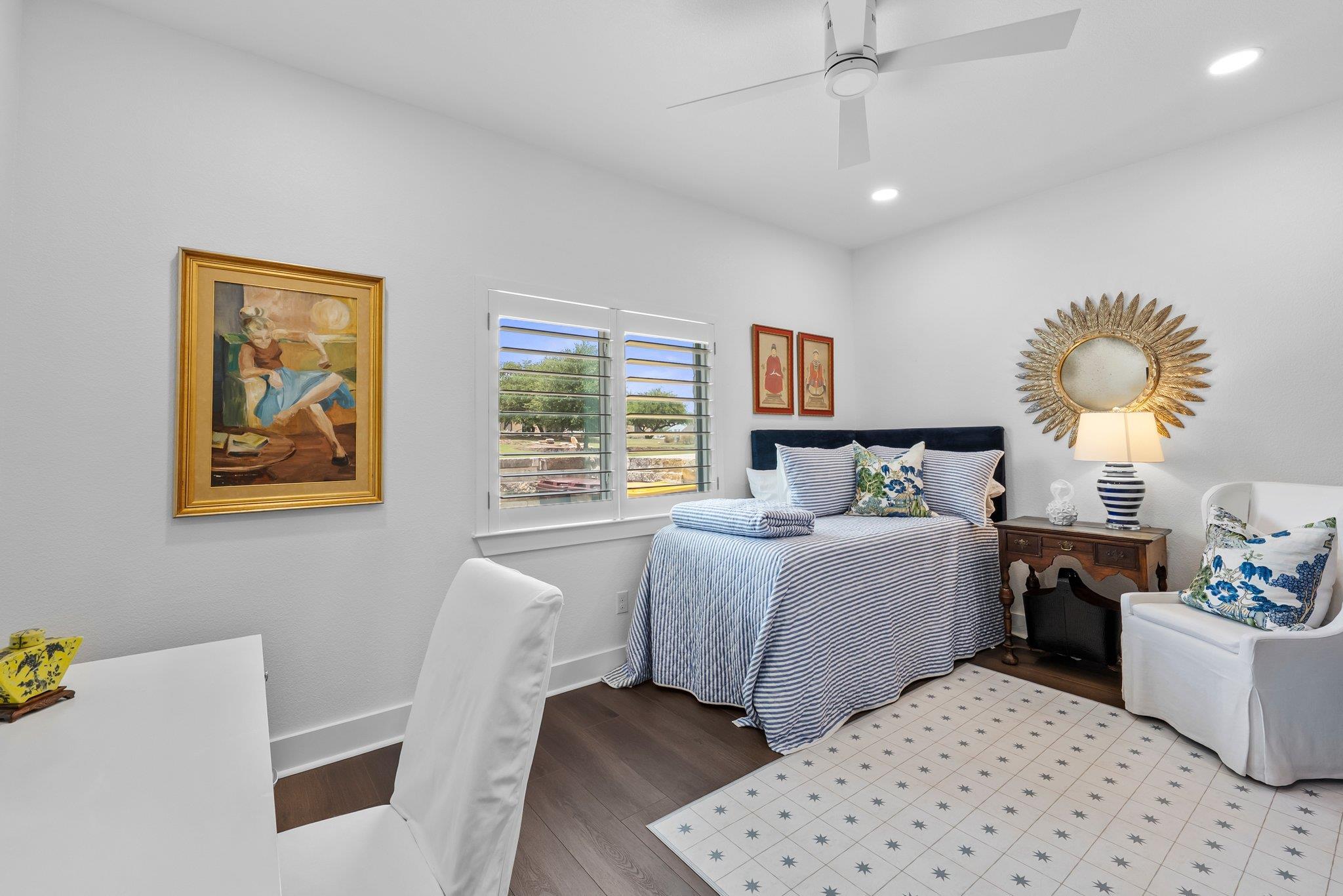 203 Blackstone CV