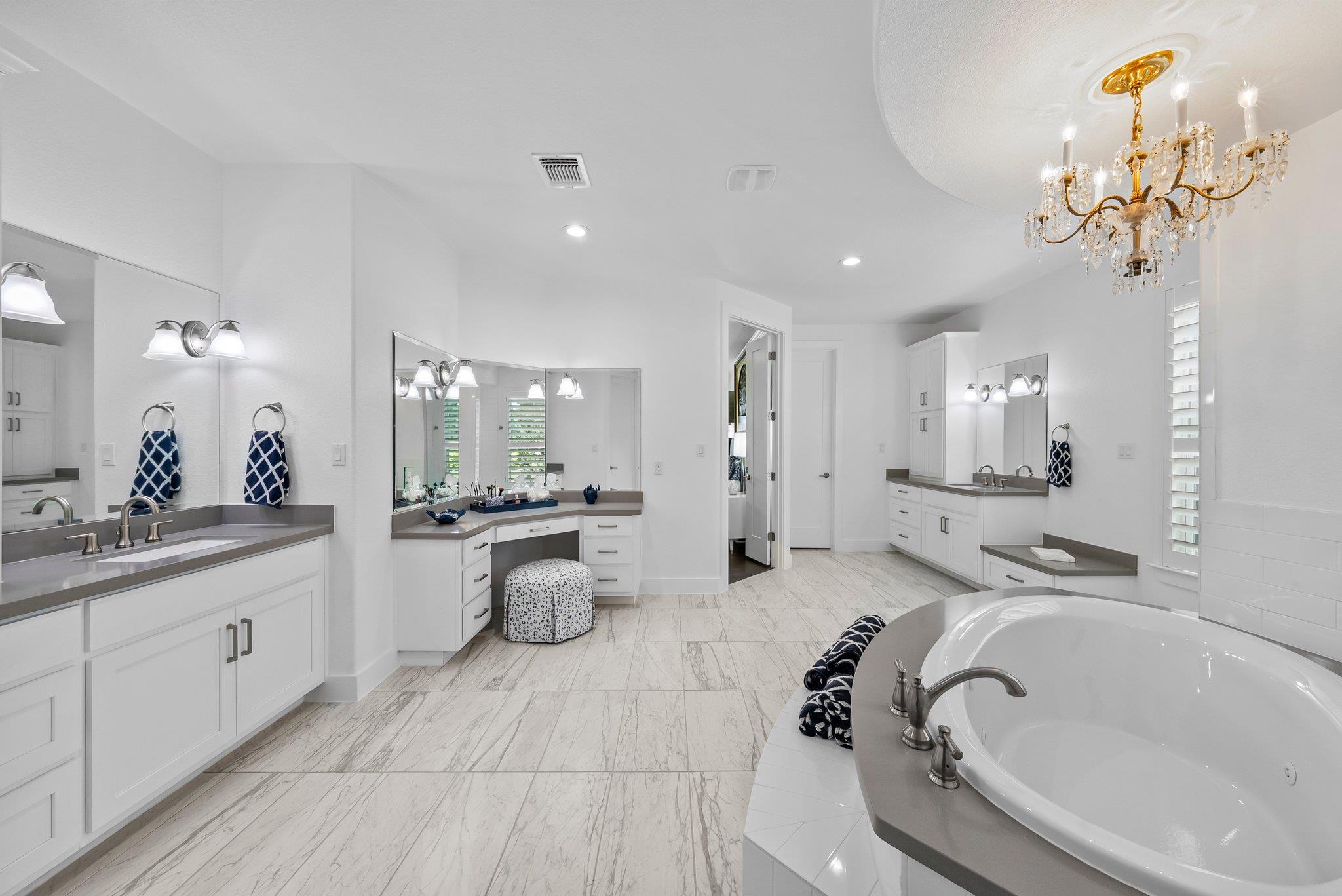 203 Blackstone CV