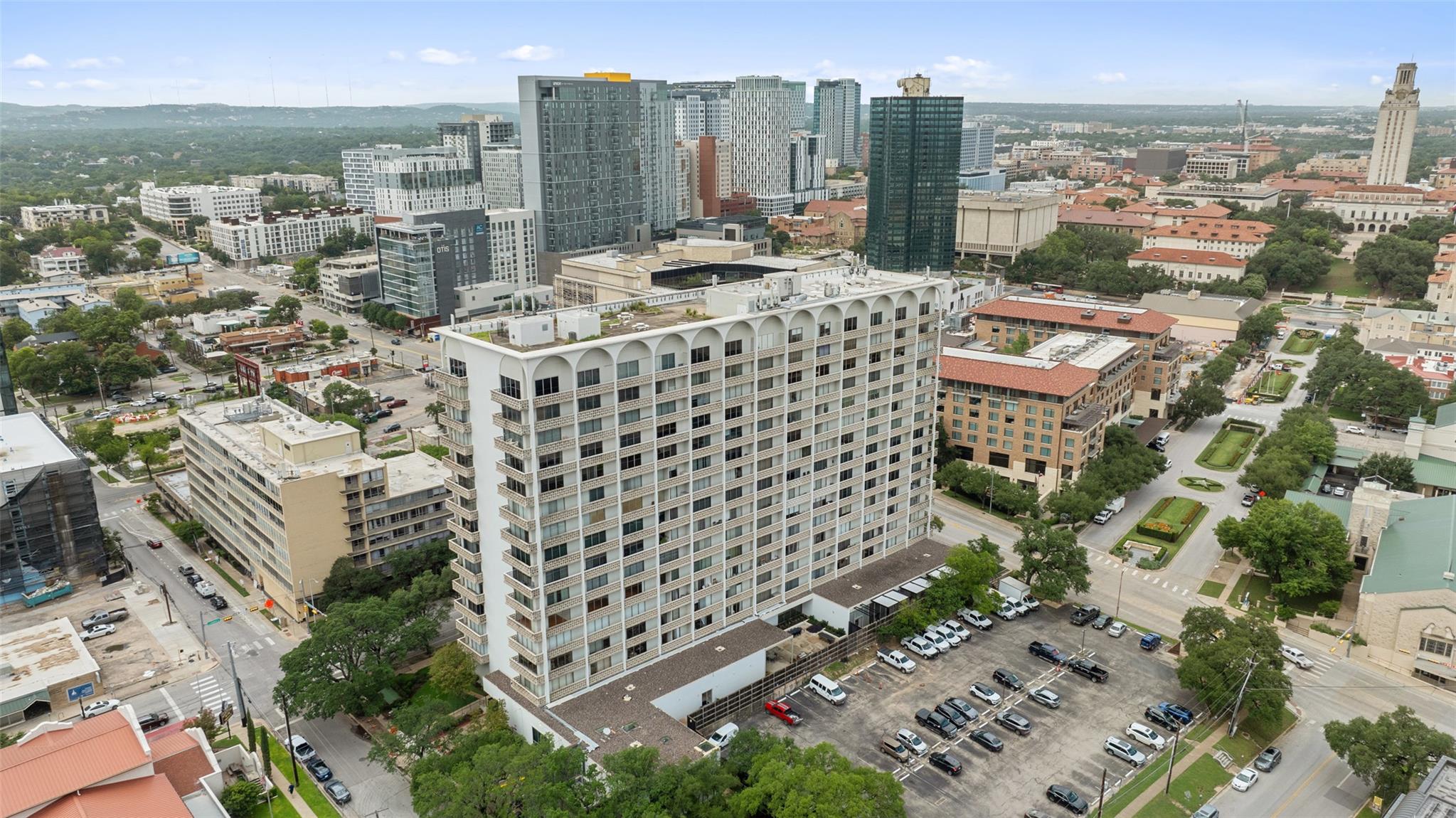 1801 Lavaca ST Unit: 13EF