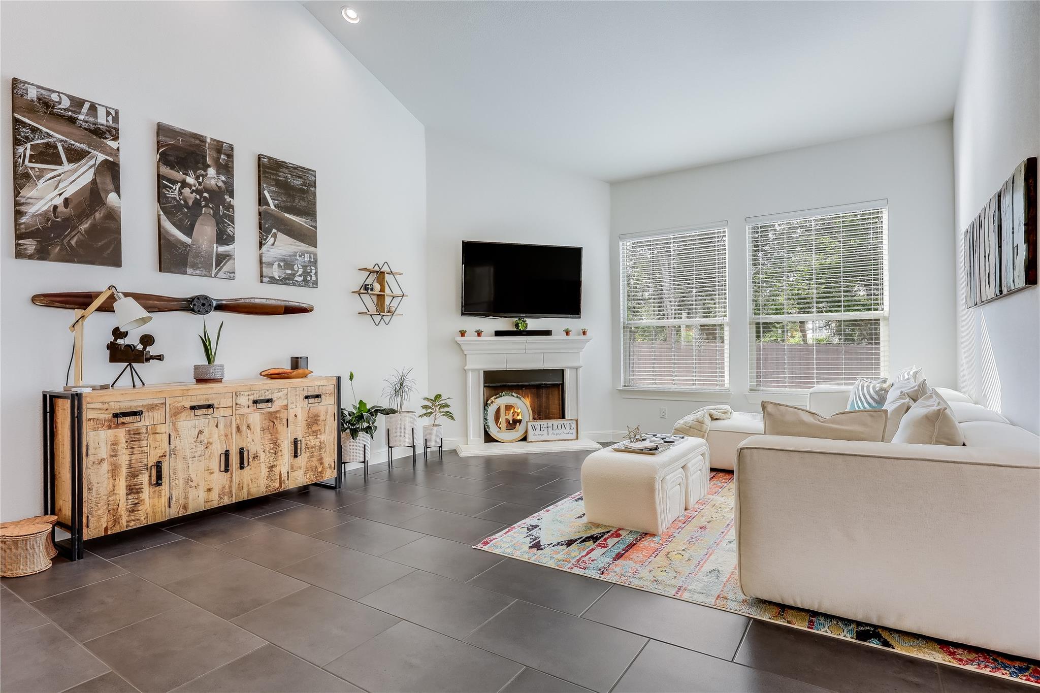 2611 Honey Springs LN