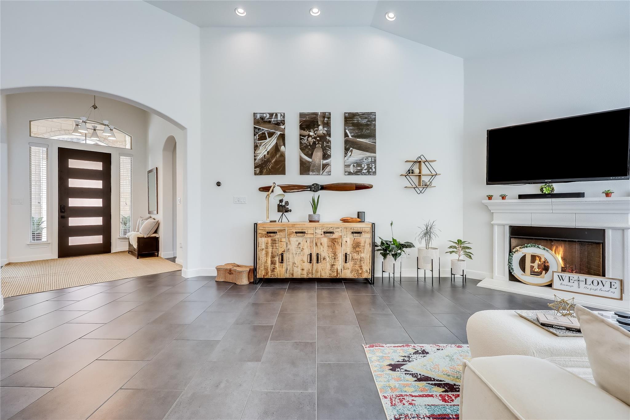 2611 Honey Springs LN