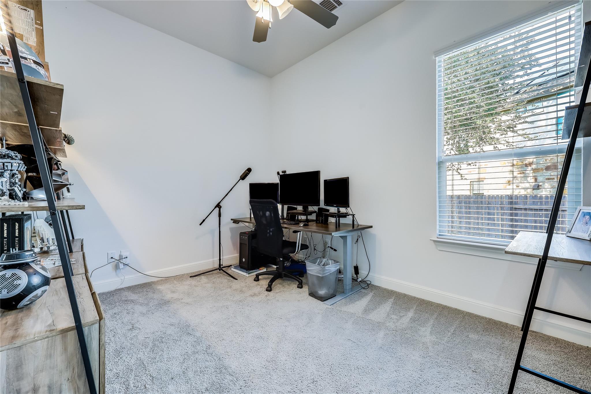 2611 Honey Springs LN