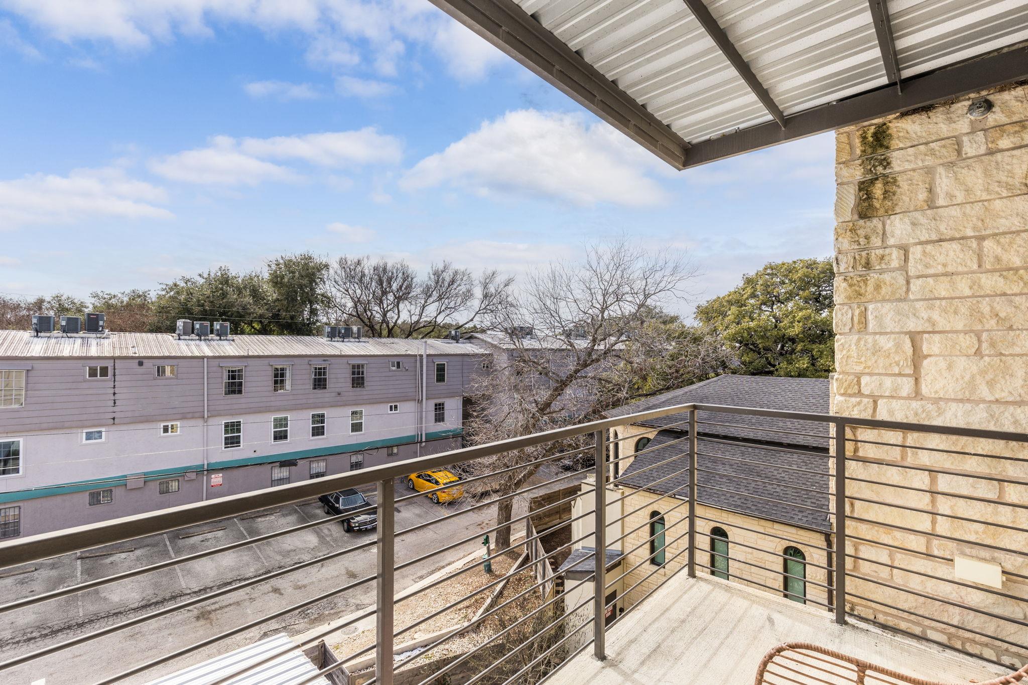 207 W Johanna ST # 306