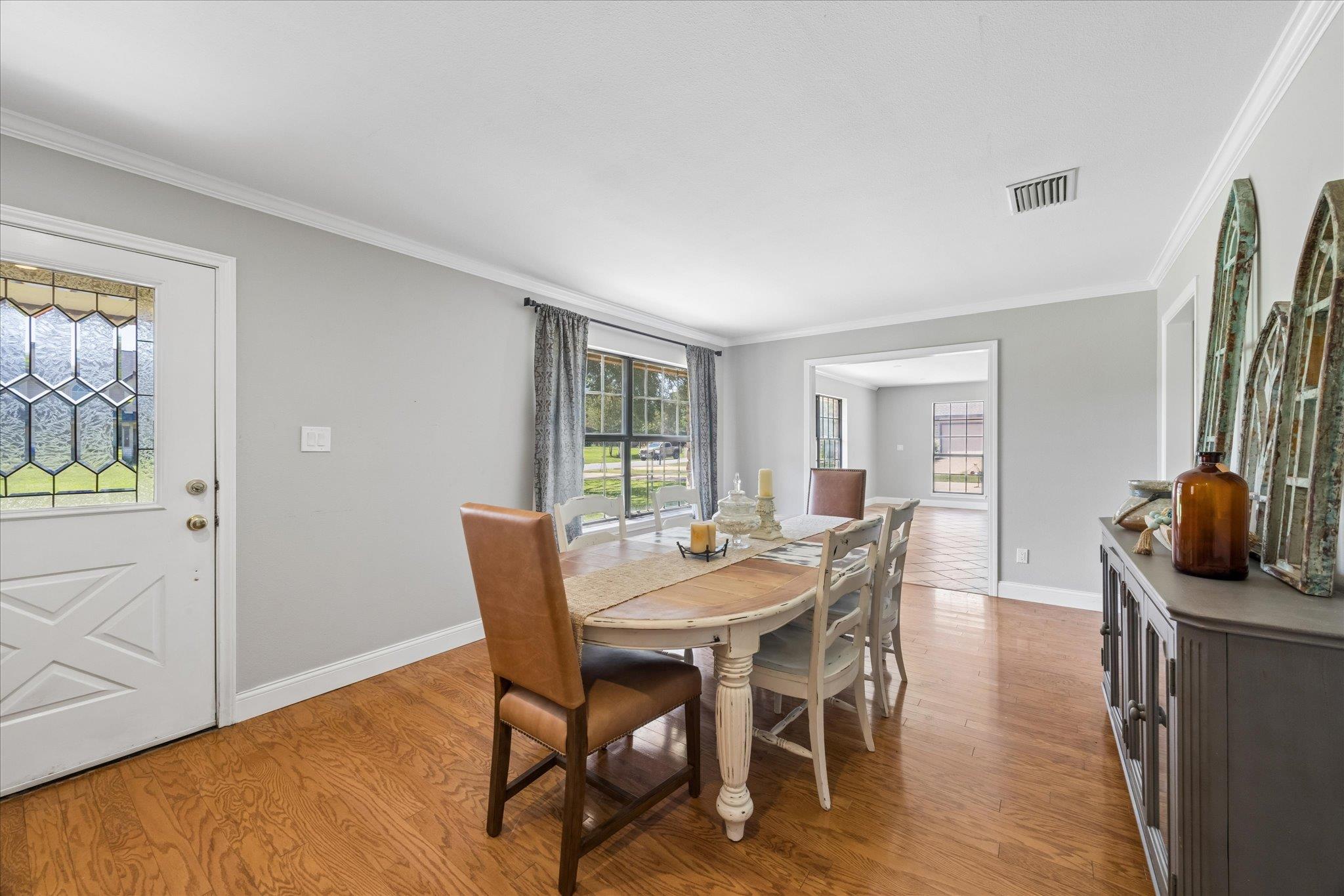 208 Maple DR