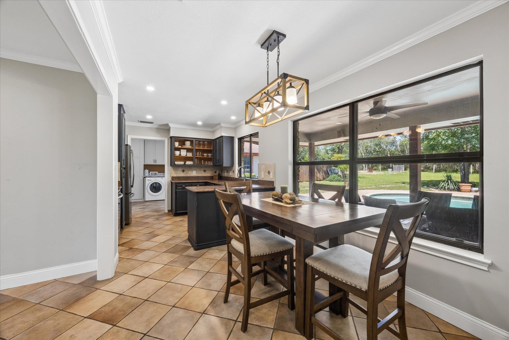 208 Maple DR