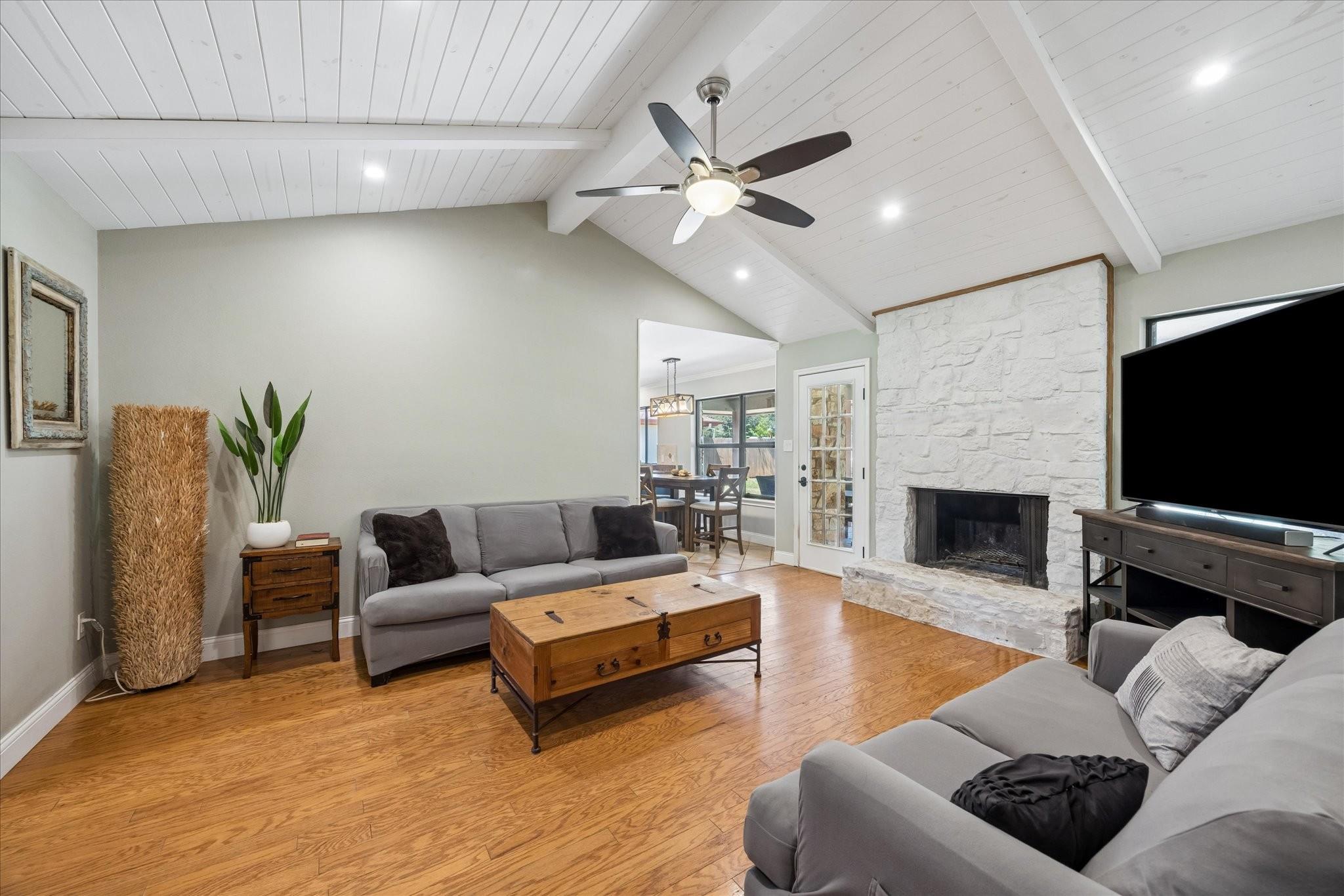 208 Maple DR