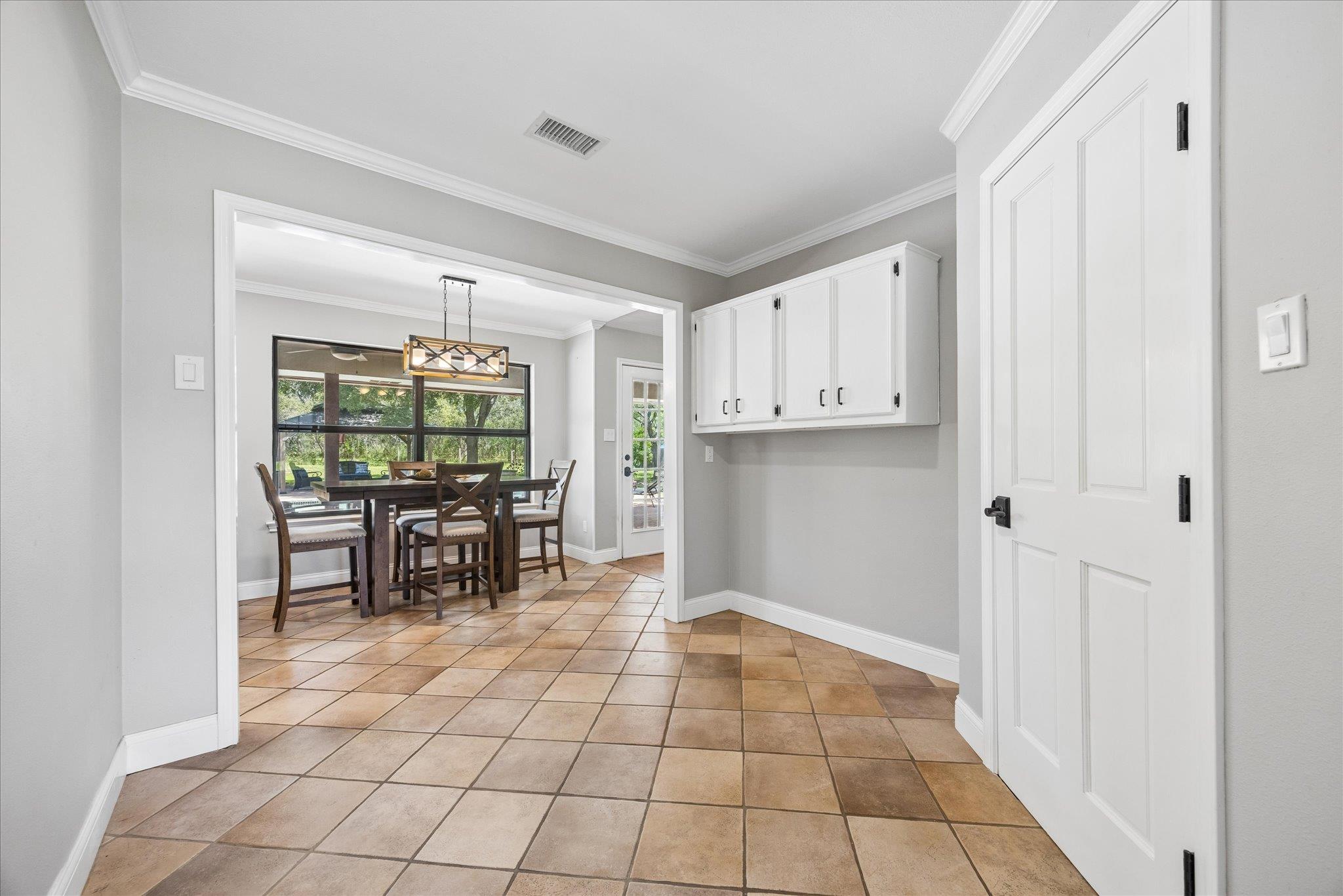 208 Maple DR