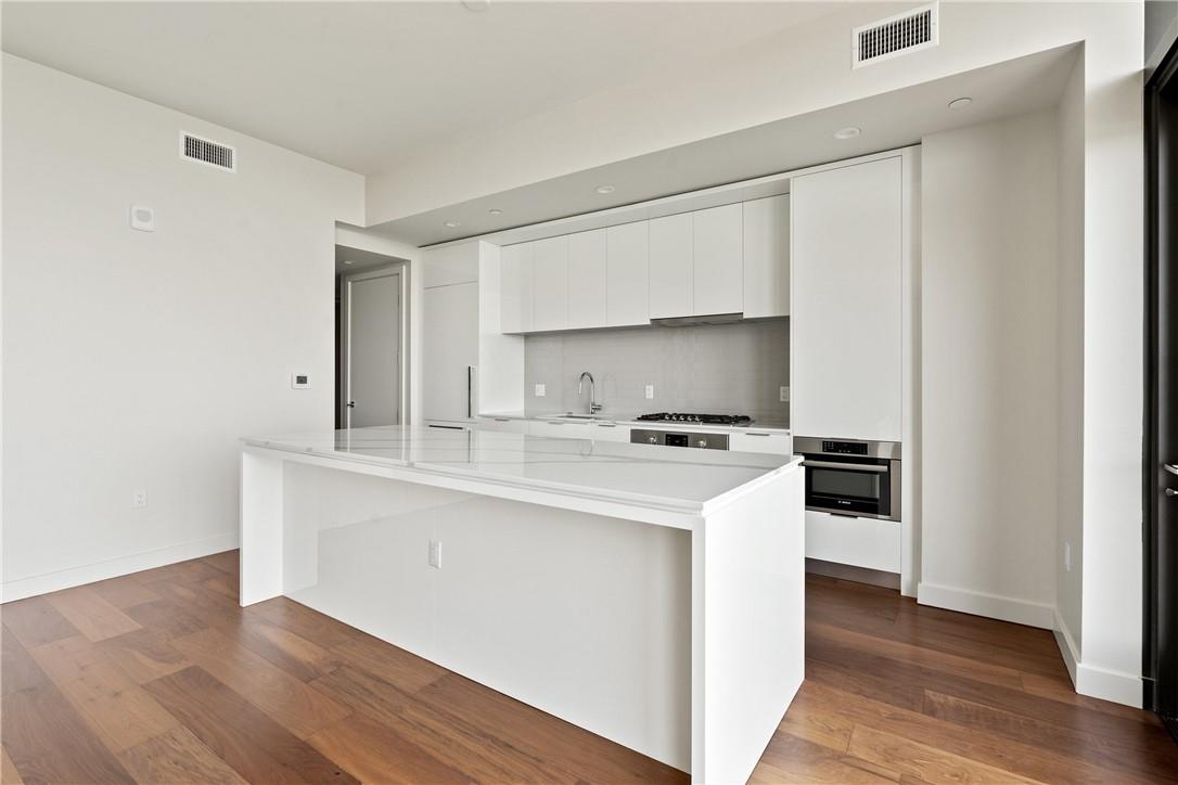 44 East Ave # 2011