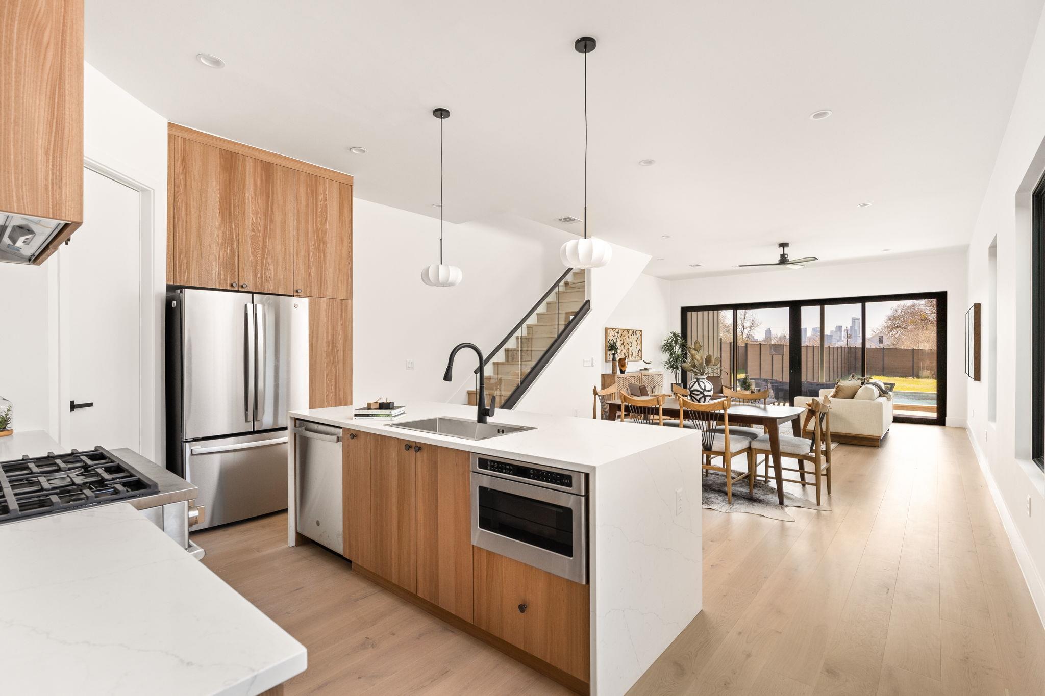 1610 Harvey # 2