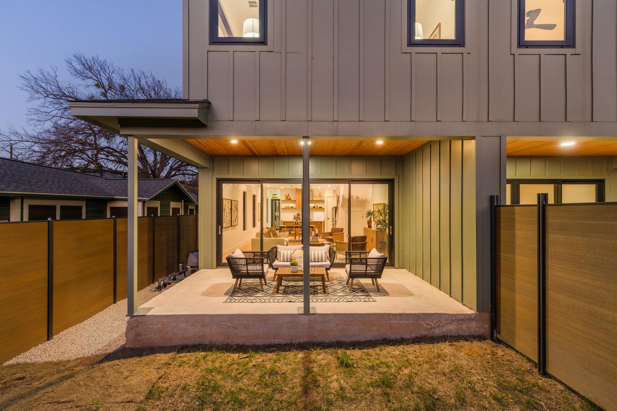 1610 Harvey # 2