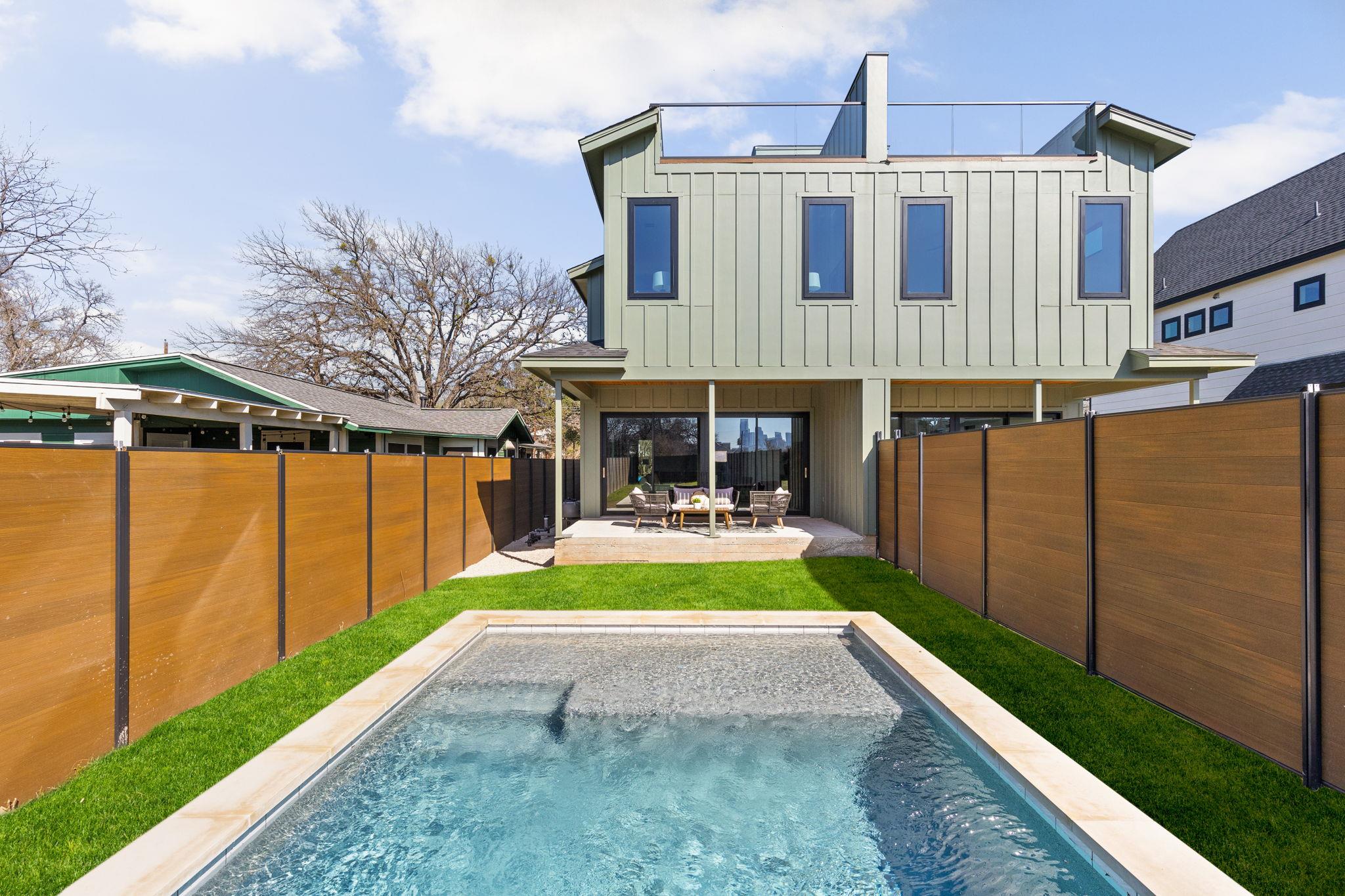 1610 Harvey # 2