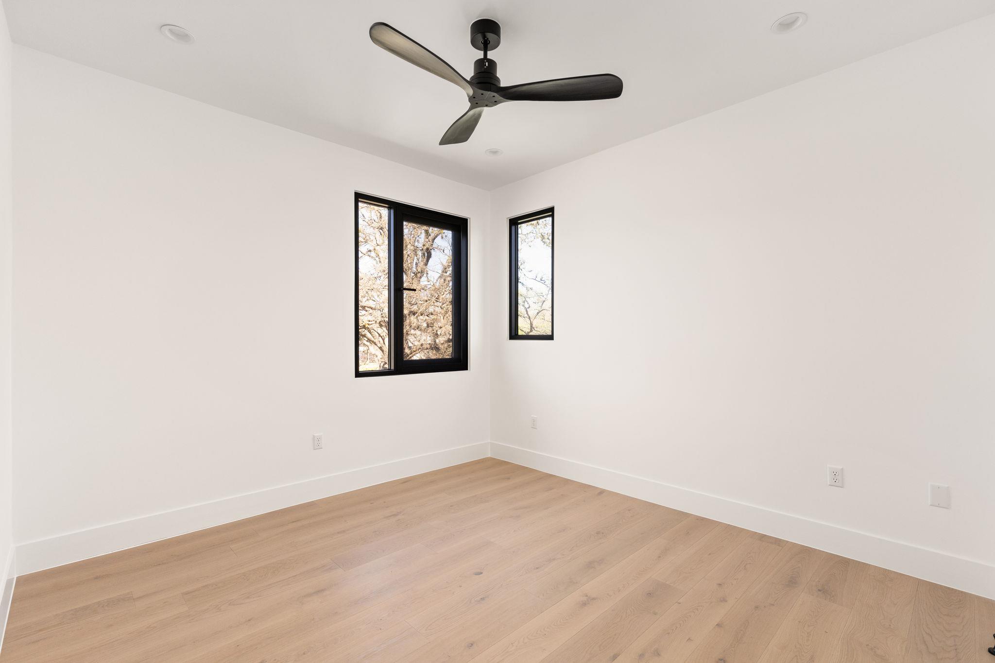 1610 Harvey # 2