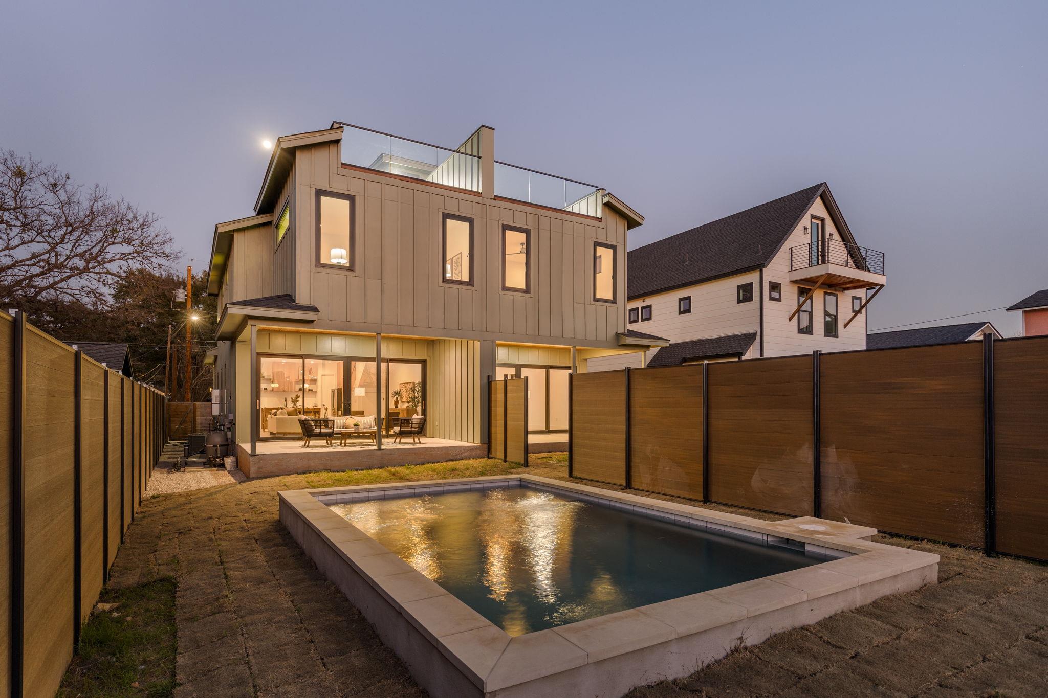 1610 Harvey # 2
