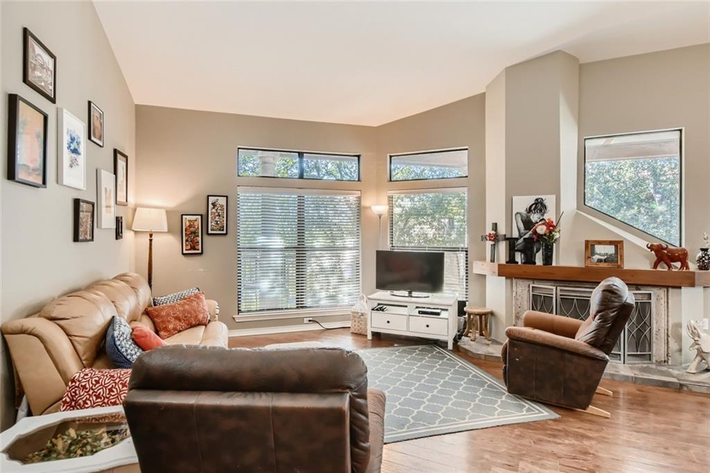 300 San Gabriel Village BLVD # 424