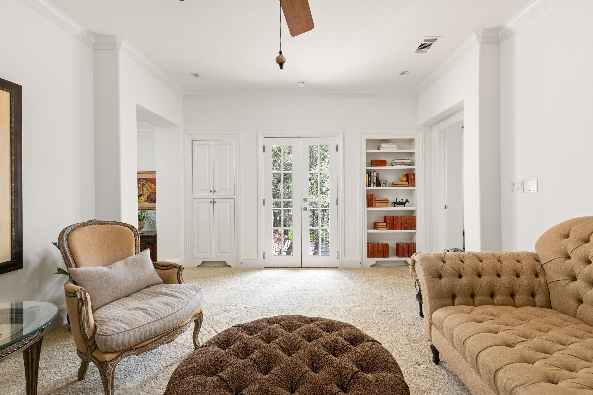 2300 Barton Creek BLVD # 27