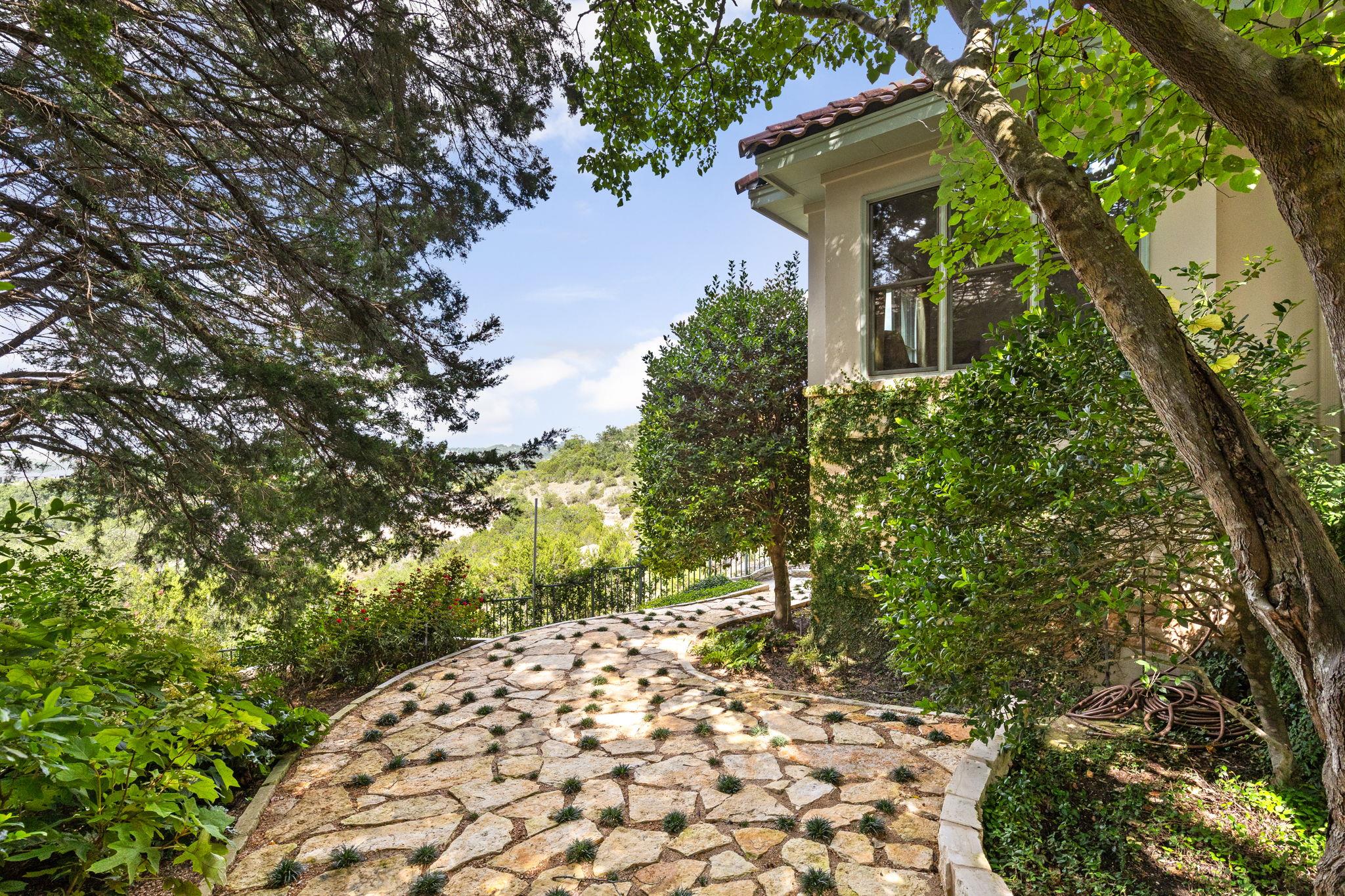 2300 Barton Creek BLVD # 27