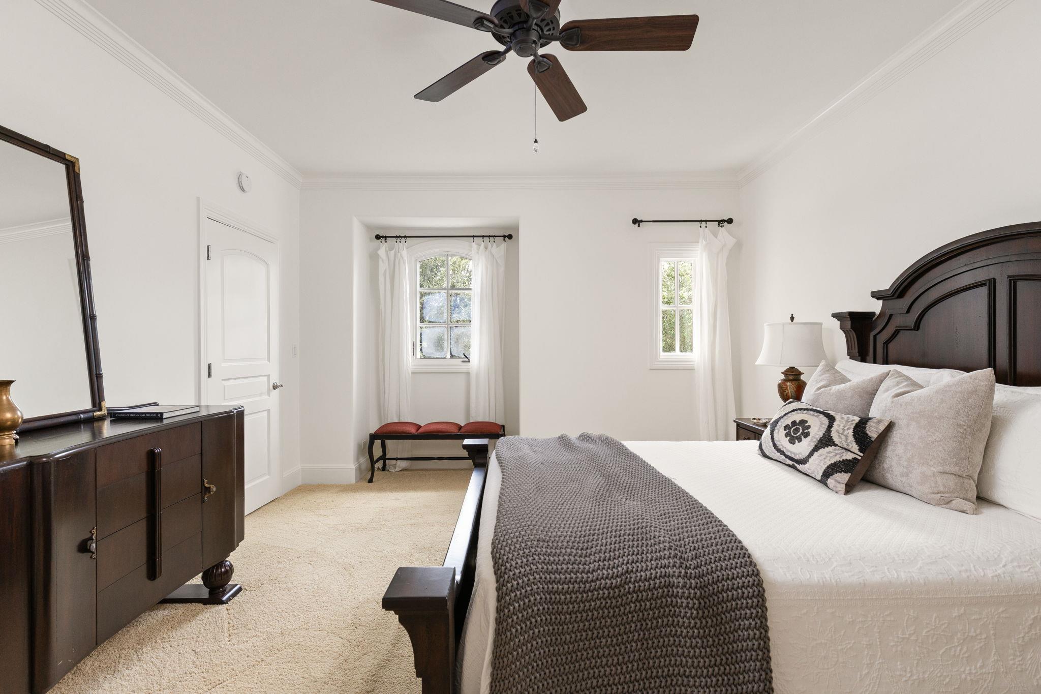 2300 Barton Creek BLVD # 27