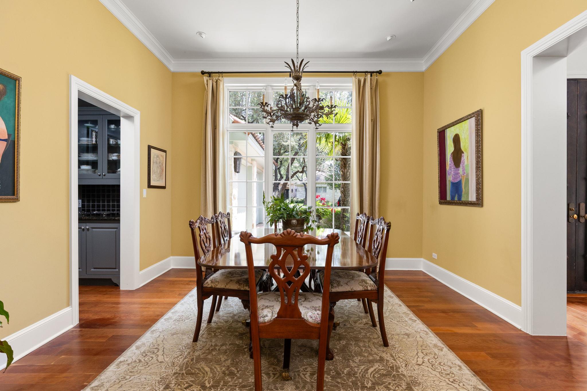 2300 Barton Creek BLVD # 27
