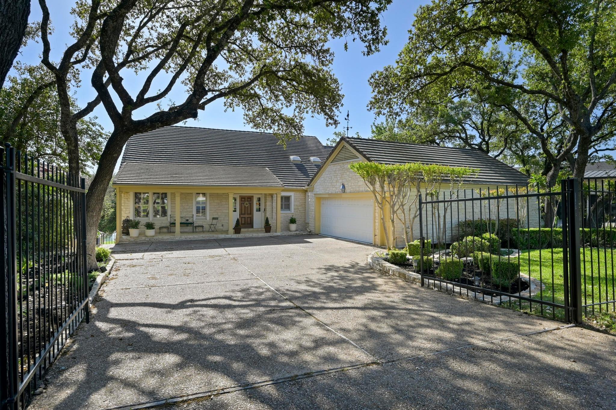 52 Club Estates PKWY