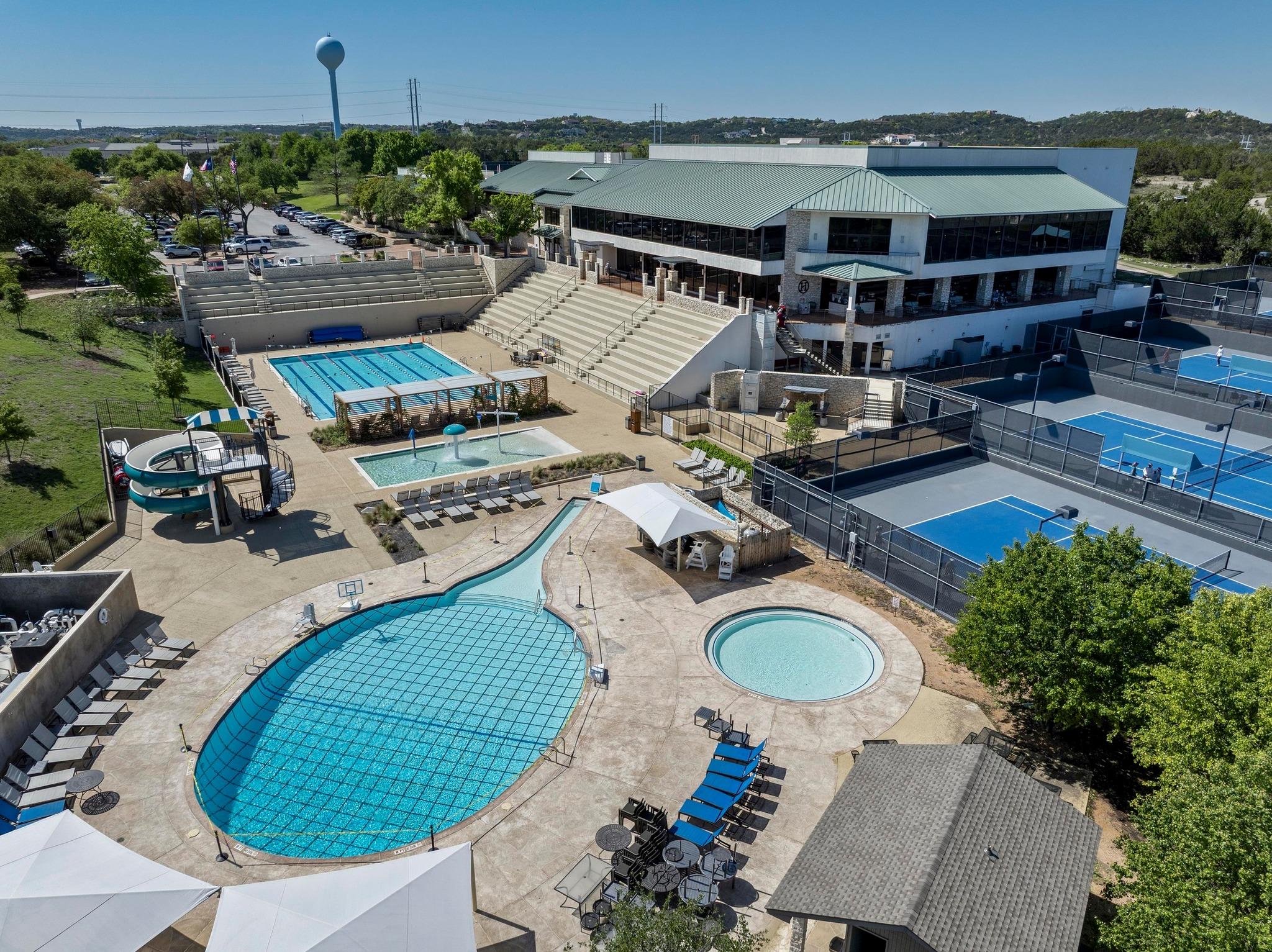 52 Club Estates PKWY